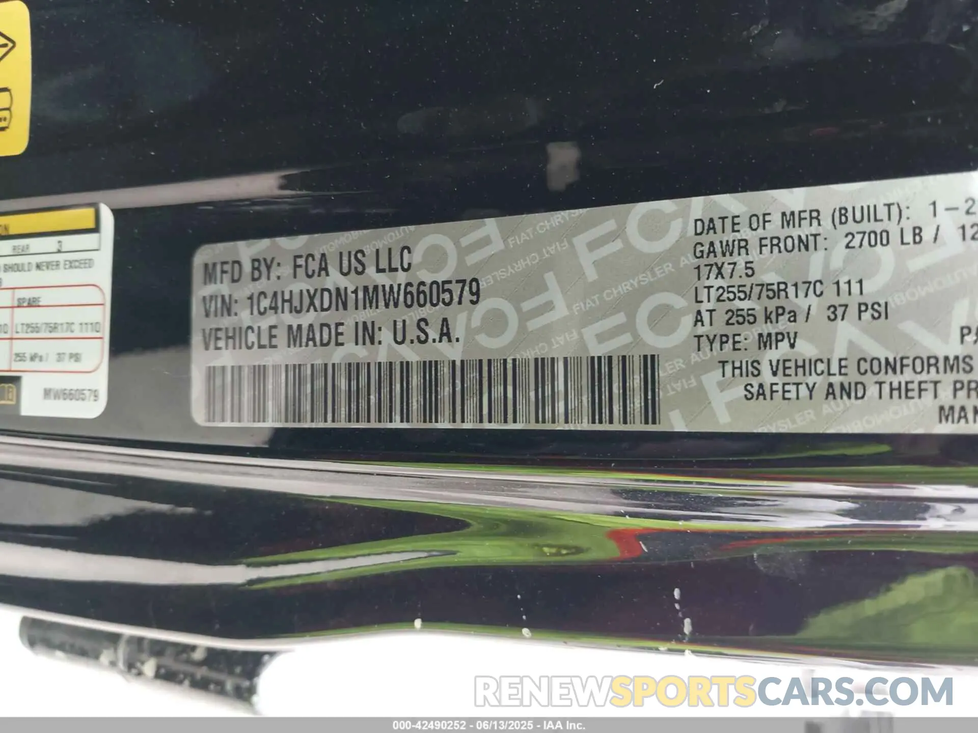 9 Photograph of a damaged car 1C4HJXDN1MW660579 JEEP WRANGLER UNLIMITED 2021