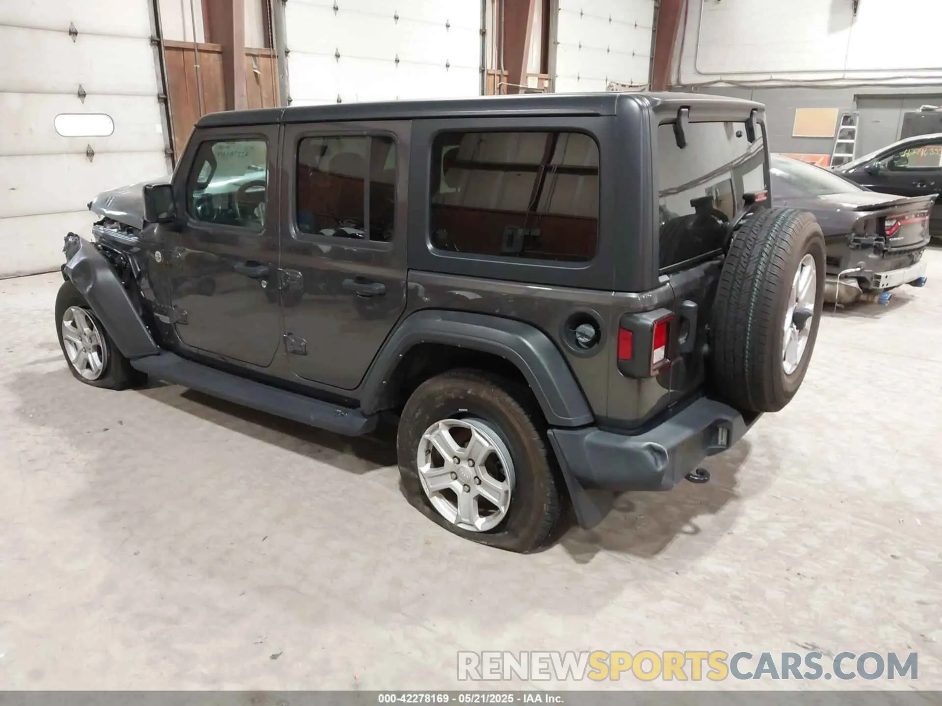 3 Photograph of a damaged car 1C4HJXDN2MW701625 JEEP WRANGLER UNLIMITED 2021