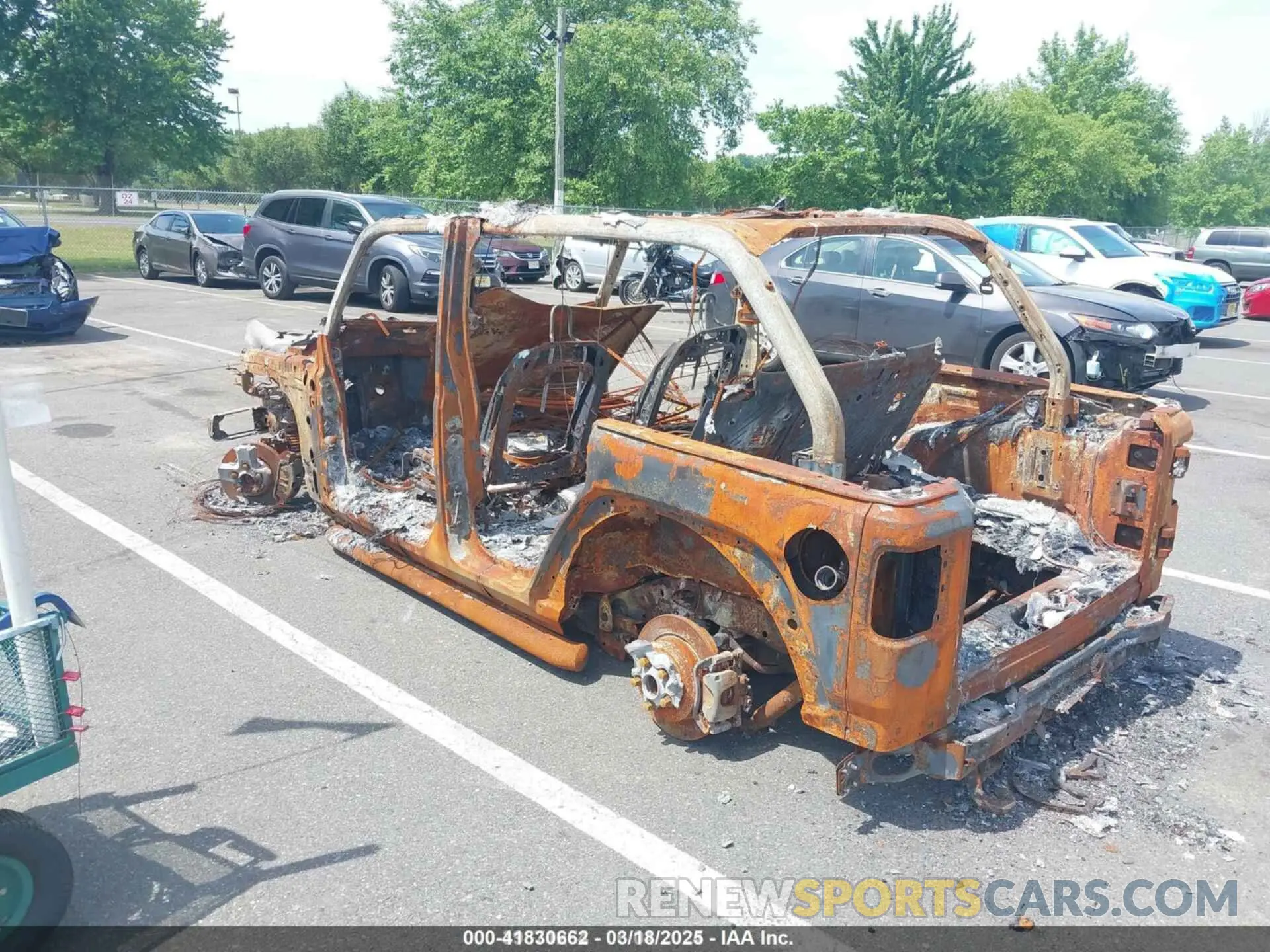 3 Photograph of a damaged car 1C4HJXDN3MW608970 JEEP WRANGLER UNLIMITED 2021
