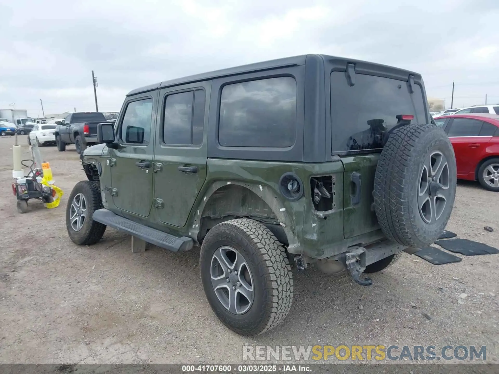 3 Photograph of a damaged car 1C4HJXDN3MW701553 JEEP WRANGLER UNLIMITED 2021