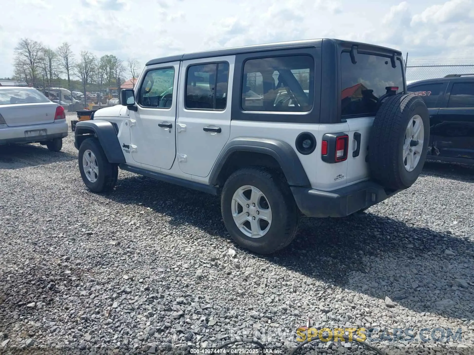 3 Photograph of a damaged car 1C4HJXDN3MW790797 JEEP WRANGLER UNLIMITED 2021