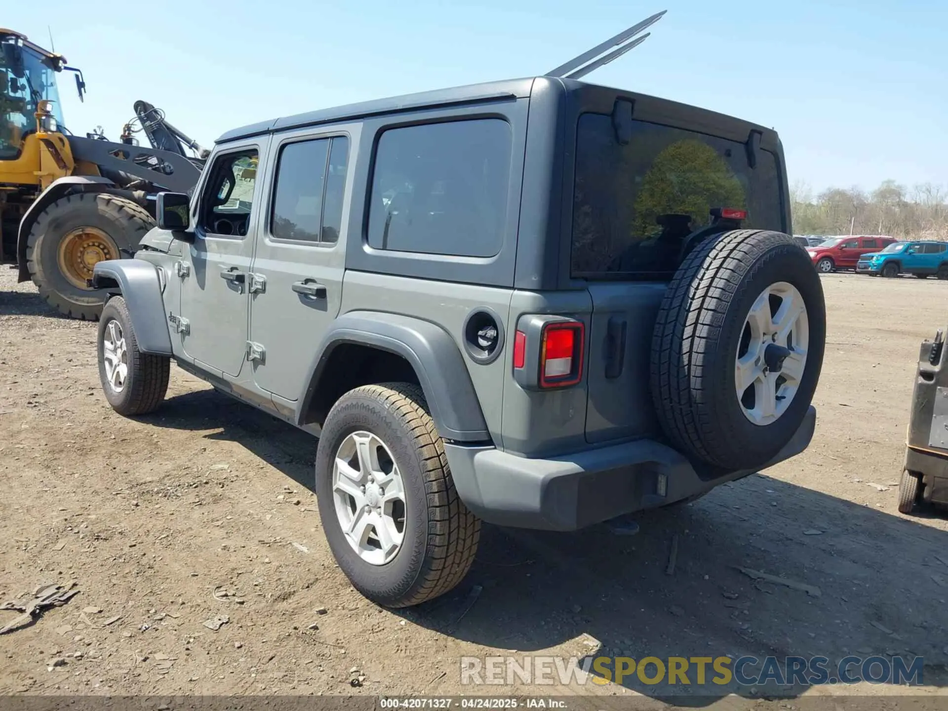 3 Photograph of a damaged car 1C4HJXDN4MW703859 JEEP WRANGLER UNLIMITED 2021