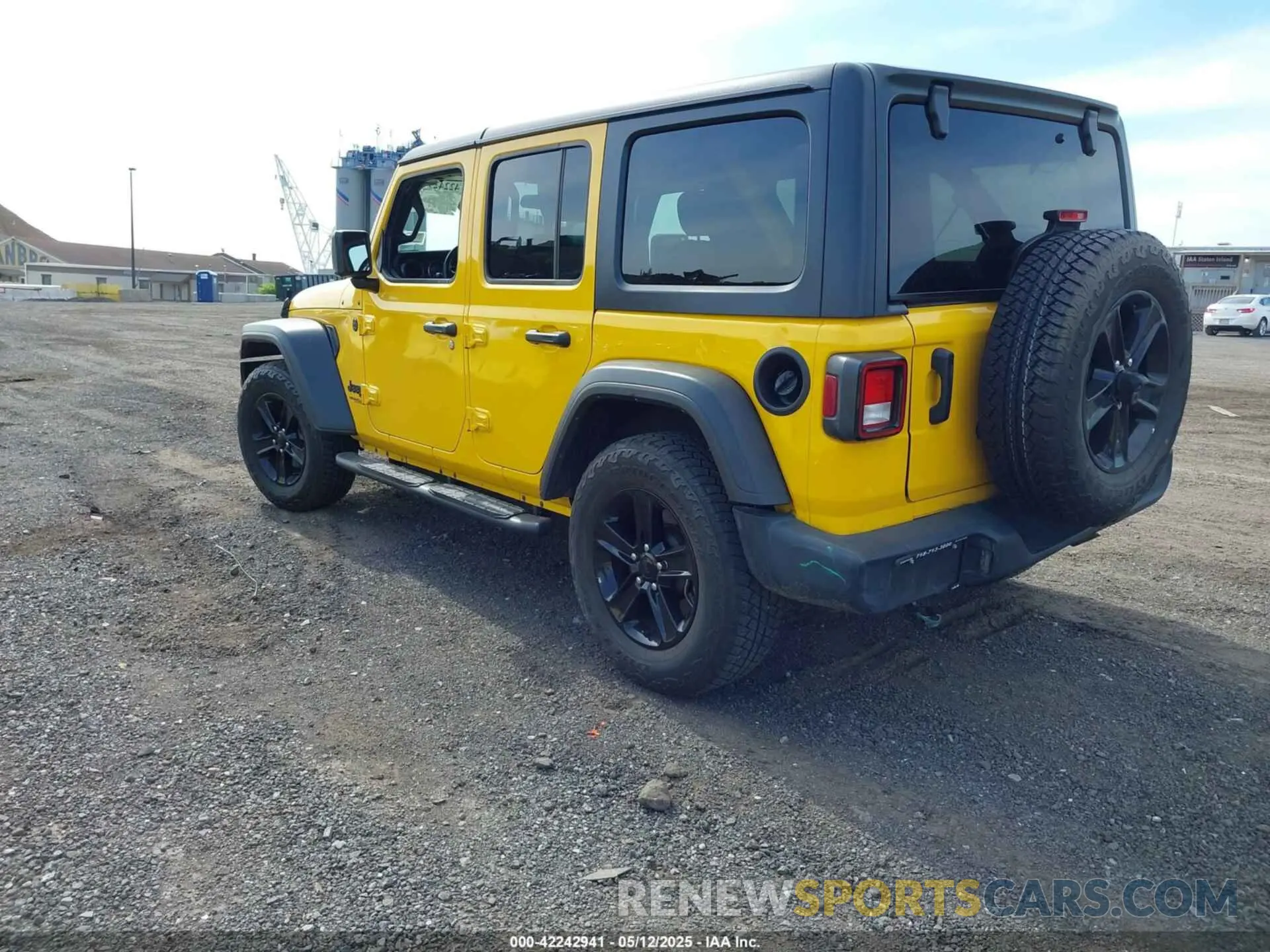 3 Photograph of a damaged car 1C4HJXDN4MW744315 JEEP WRANGLER UNLIMITED 2021