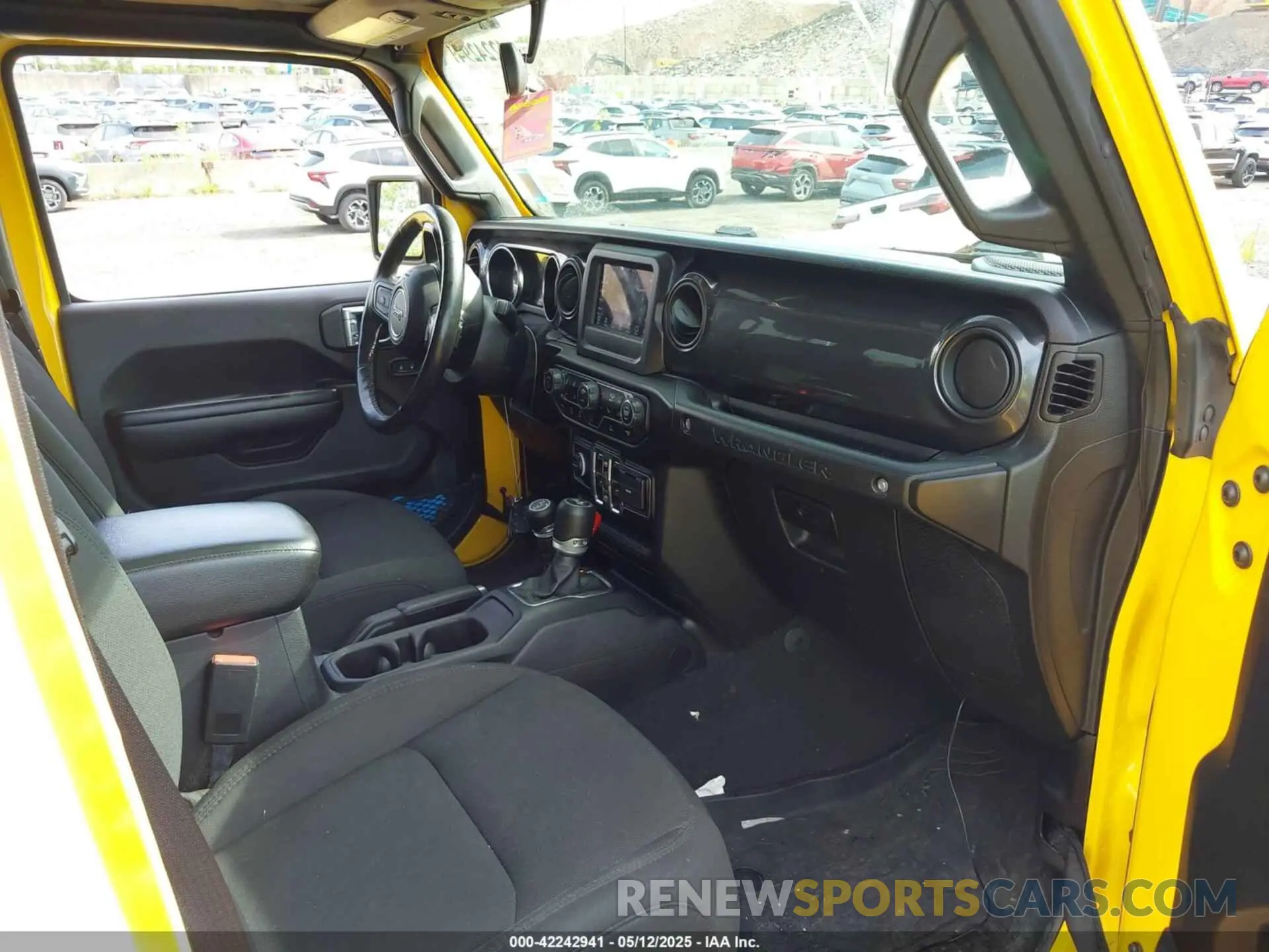 5 Photograph of a damaged car 1C4HJXDN4MW744315 JEEP WRANGLER UNLIMITED 2021