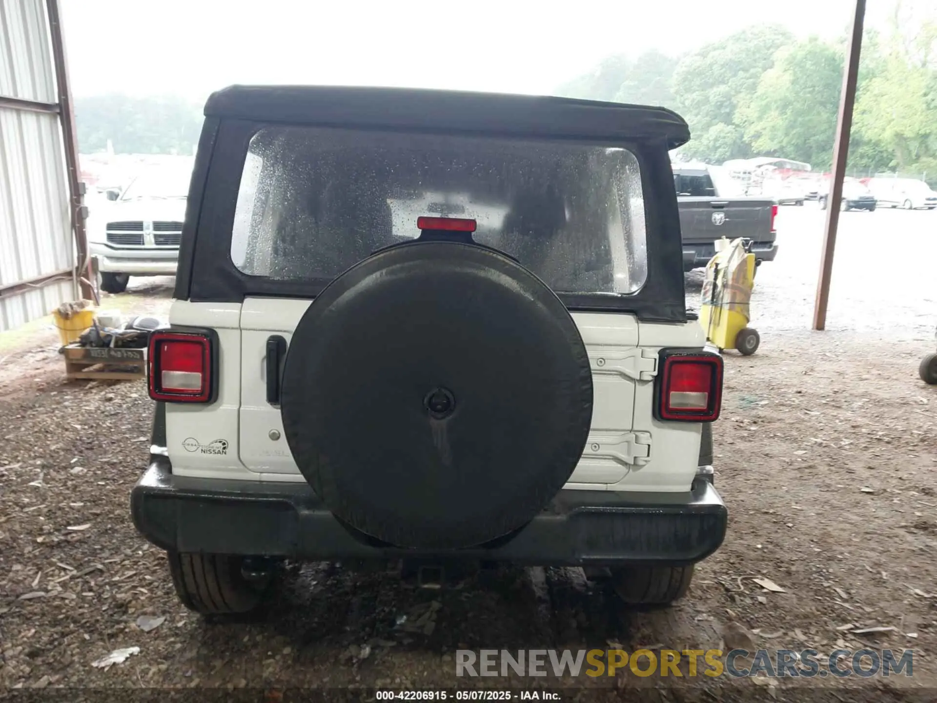 15 Photograph of a damaged car 1C4HJXDN4MW790999 JEEP WRANGLER UNLIMITED 2021