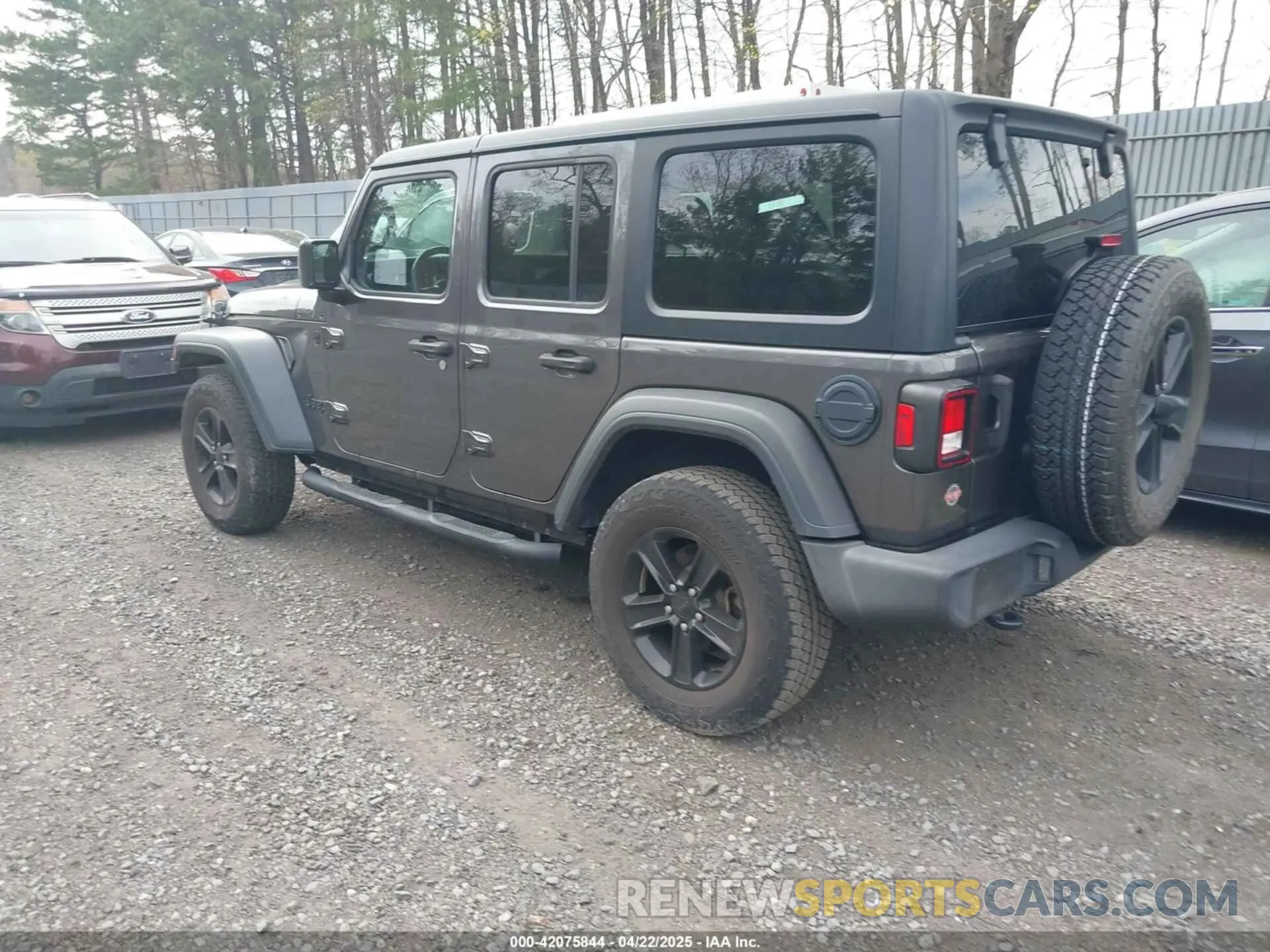 3 Photograph of a damaged car 1C4HJXDN5MW683251 JEEP WRANGLER UNLIMITED 2021