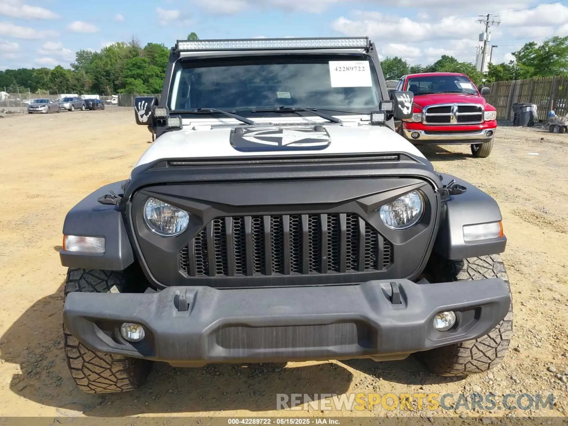 12 Photograph of a damaged car 1C4HJXDN6MW527896 JEEP WRANGLER UNLIMITED 2021