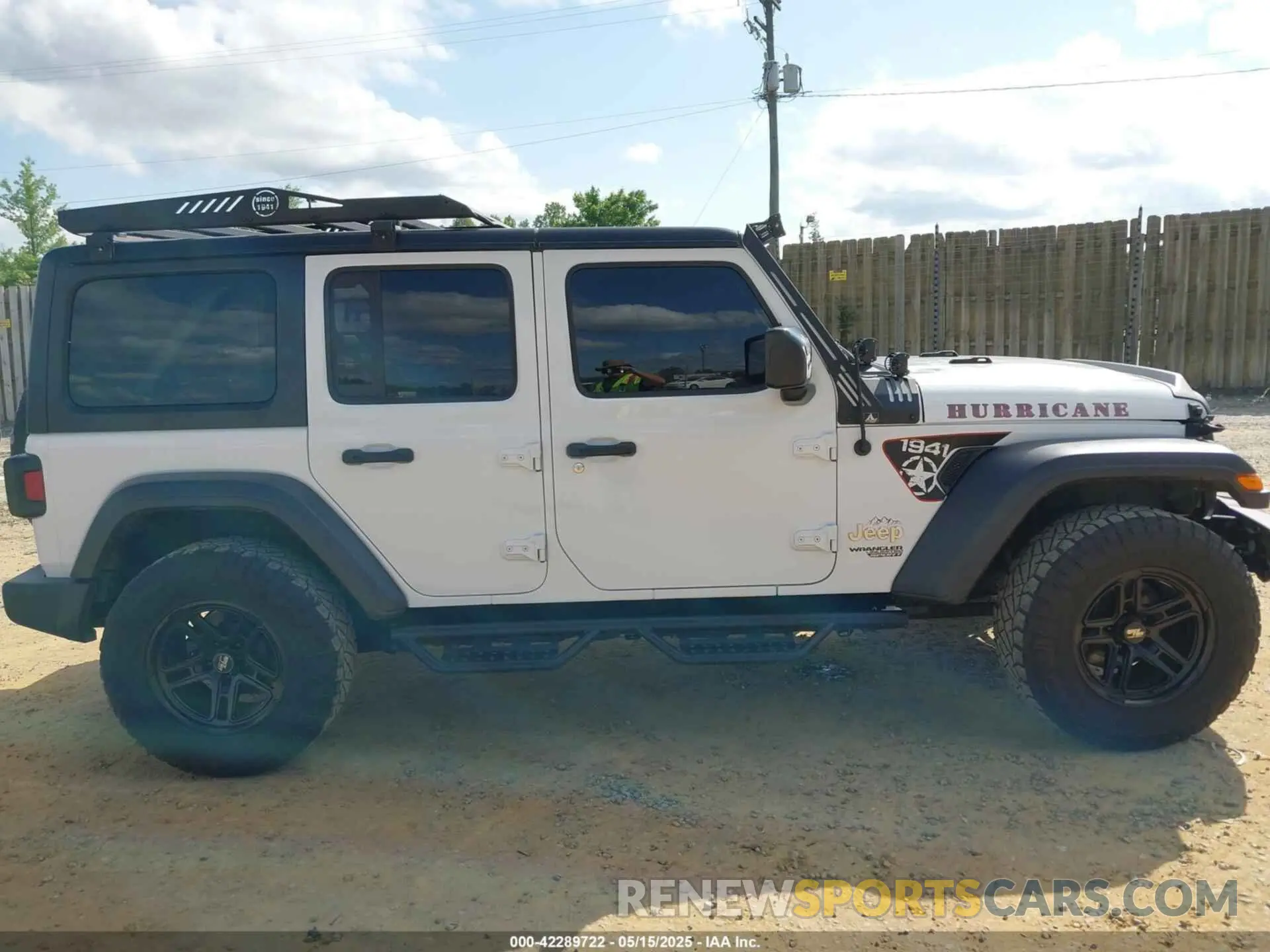 13 Photograph of a damaged car 1C4HJXDN6MW527896 JEEP WRANGLER UNLIMITED 2021