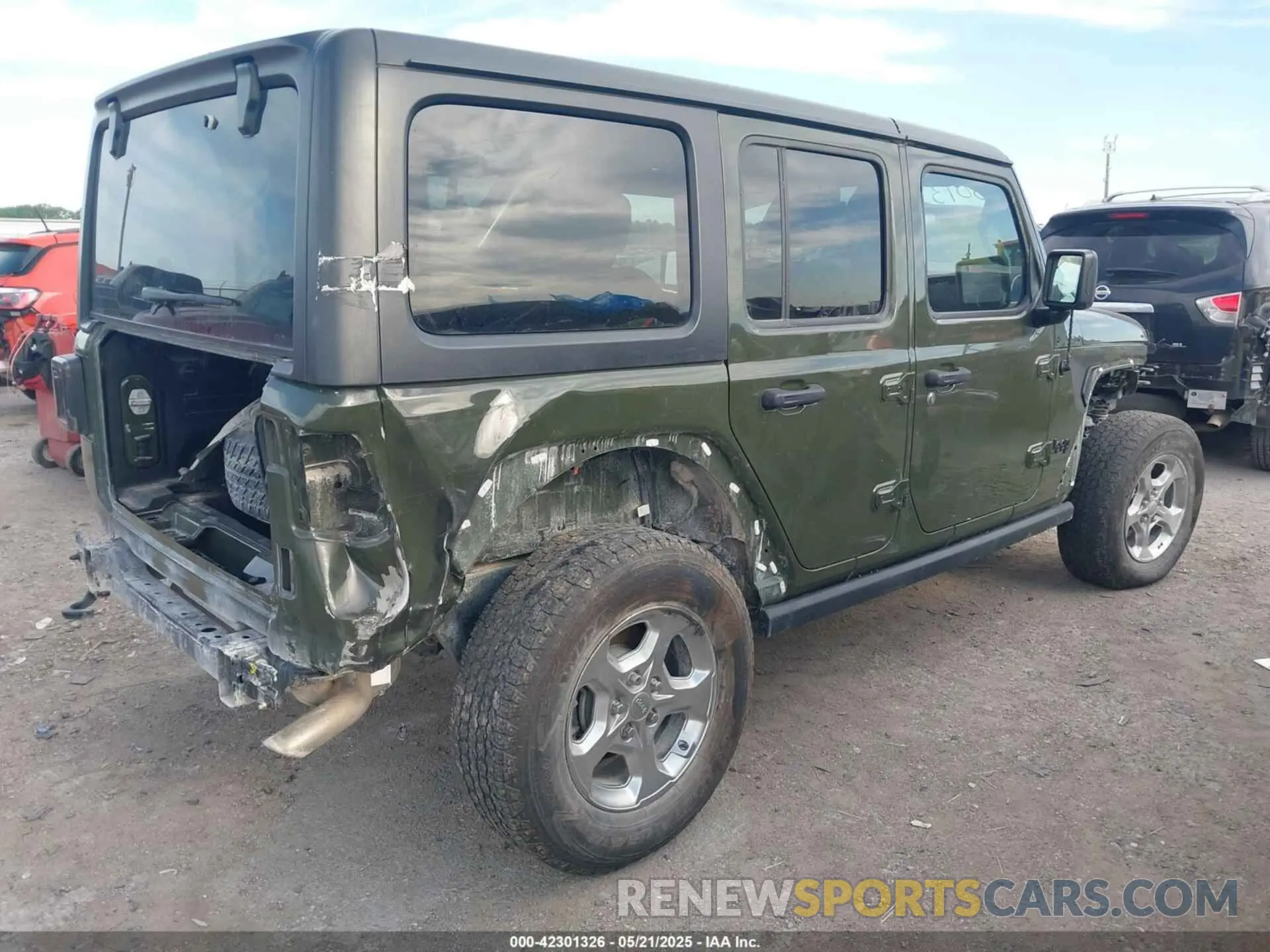 4 Photograph of a damaged car 1C4HJXDN6MW669228 JEEP WRANGLER UNLIMITED 2021