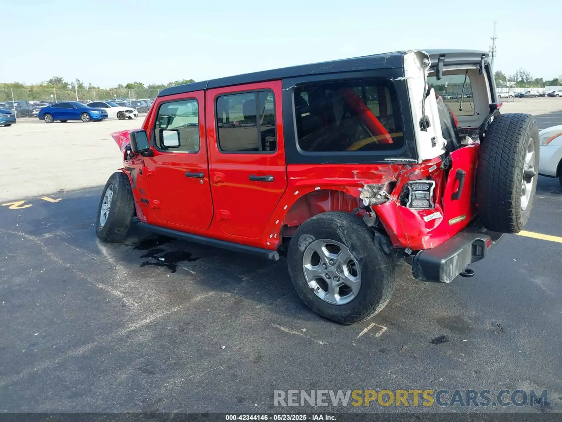 3 Photograph of a damaged car 1C4HJXDN6MW685705 JEEP WRANGLER UNLIMITED 2021
