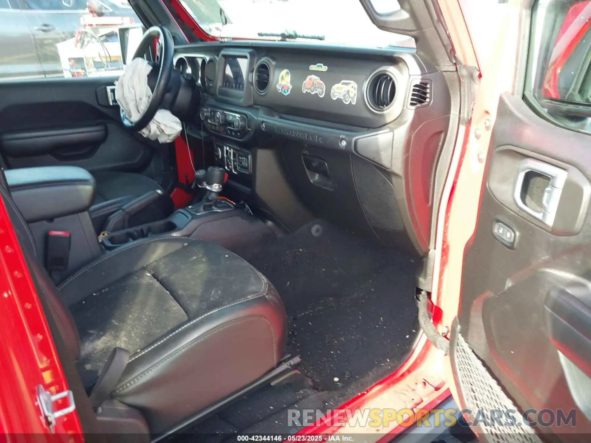 5 Photograph of a damaged car 1C4HJXDN6MW685705 JEEP WRANGLER UNLIMITED 2021