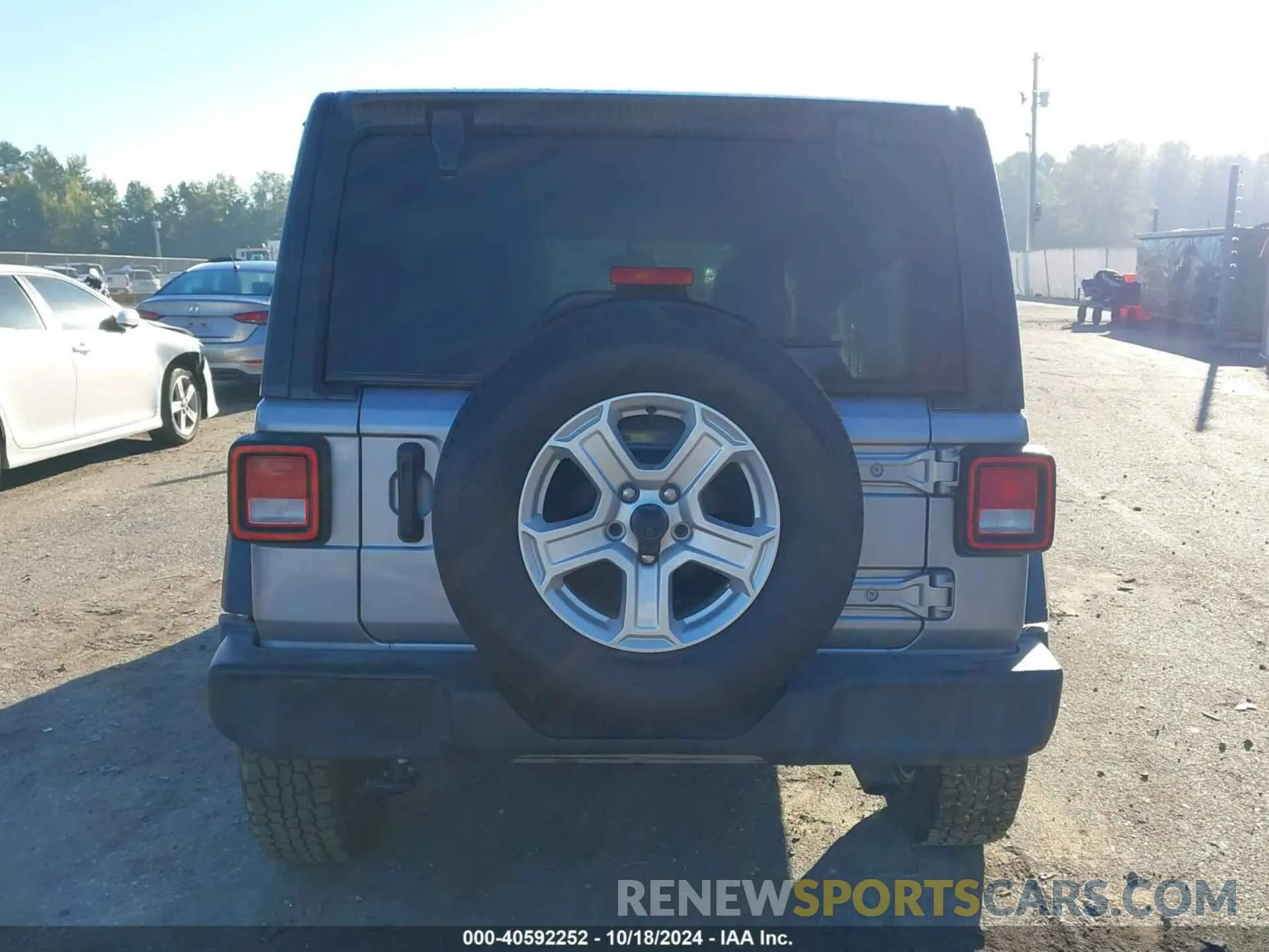 16 Photograph of a damaged car 1C4HJXDN7MW592756 JEEP WRANGLER UNLIMITED 2021