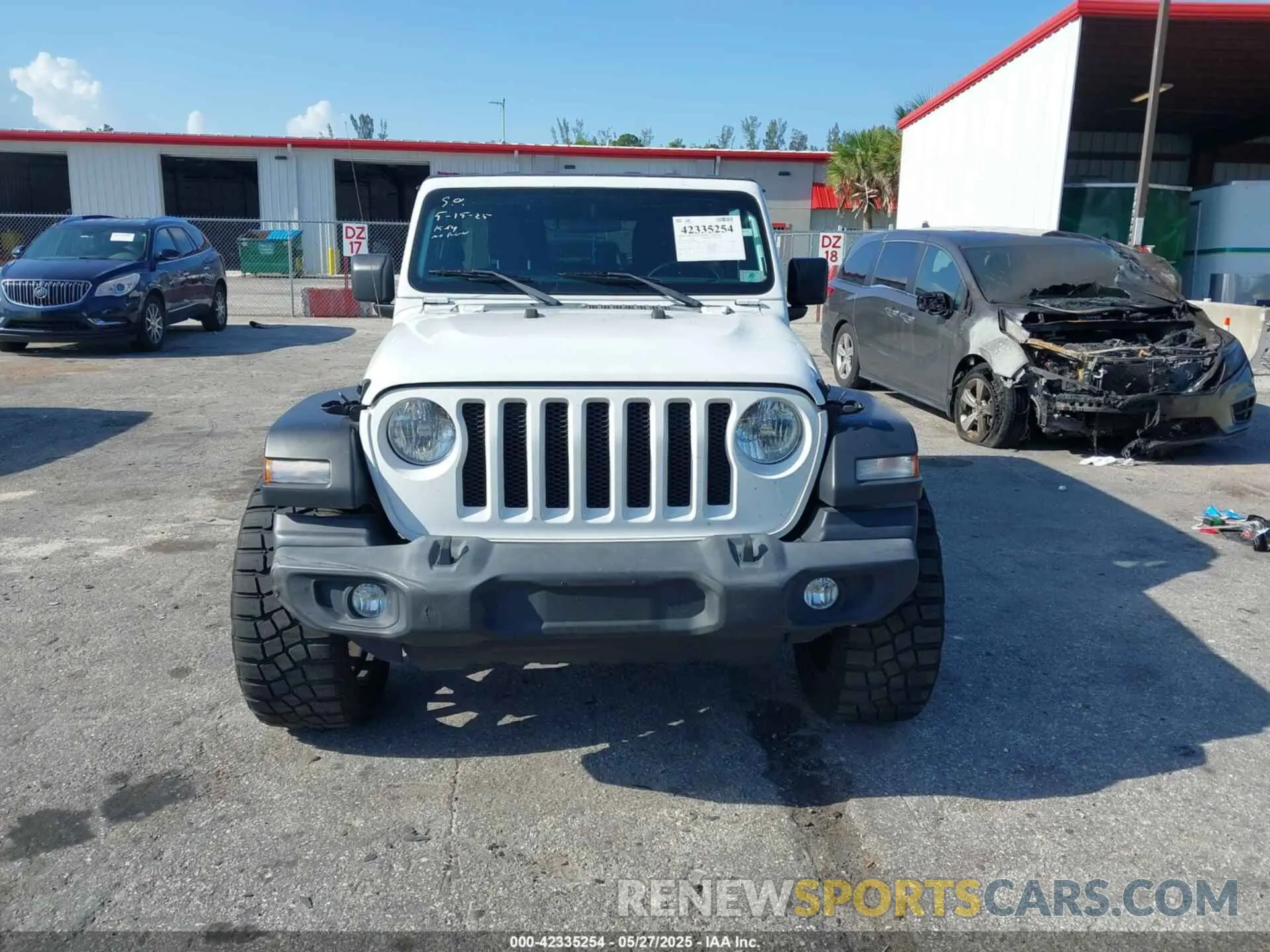 12 Photograph of a damaged car 1C4HJXDN7MW647934 JEEP WRANGLER UNLIMITED 2021