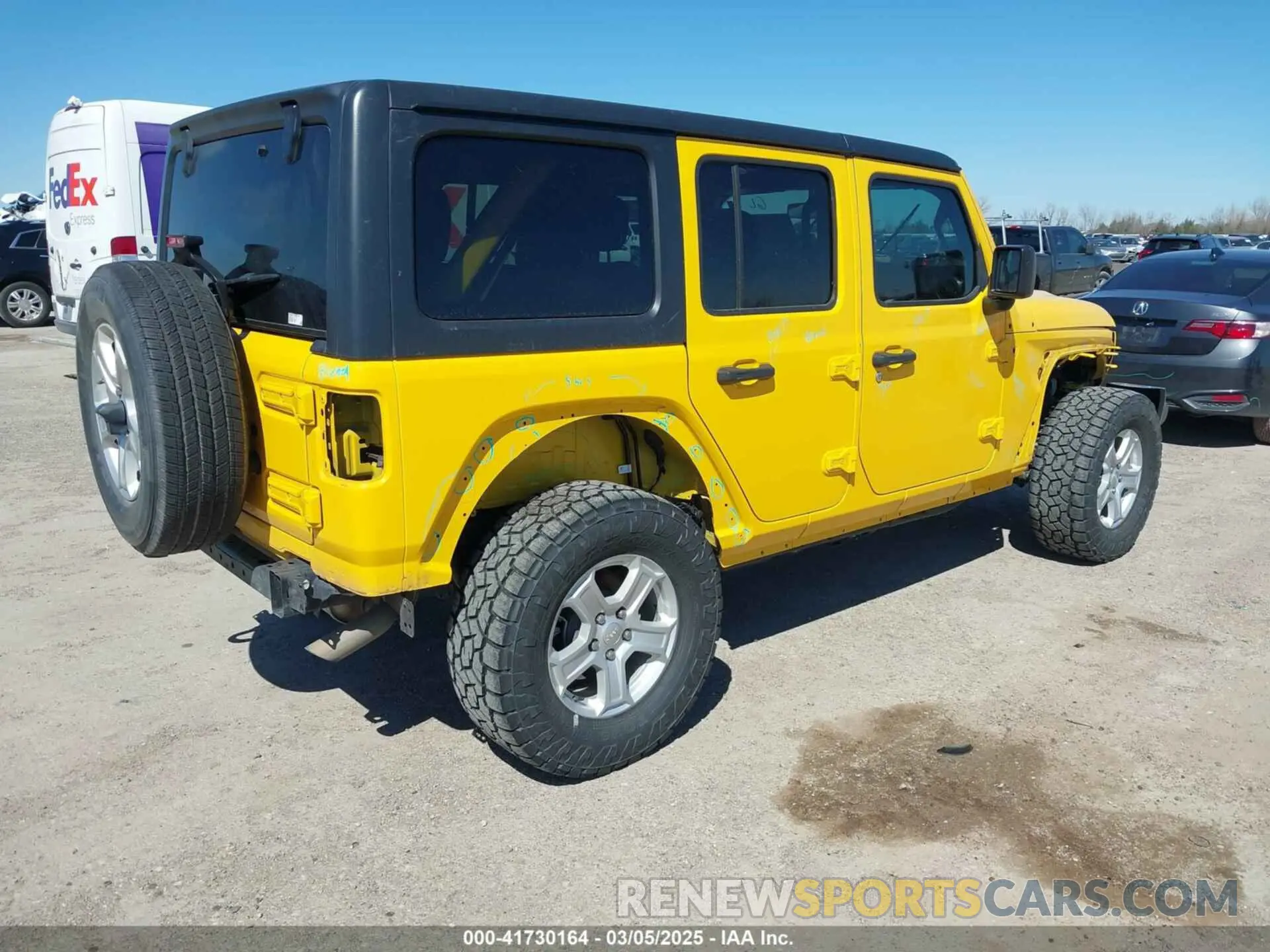 4 Photograph of a damaged car 1C4HJXDN8MW511747 JEEP WRANGLER UNLIMITED 2021