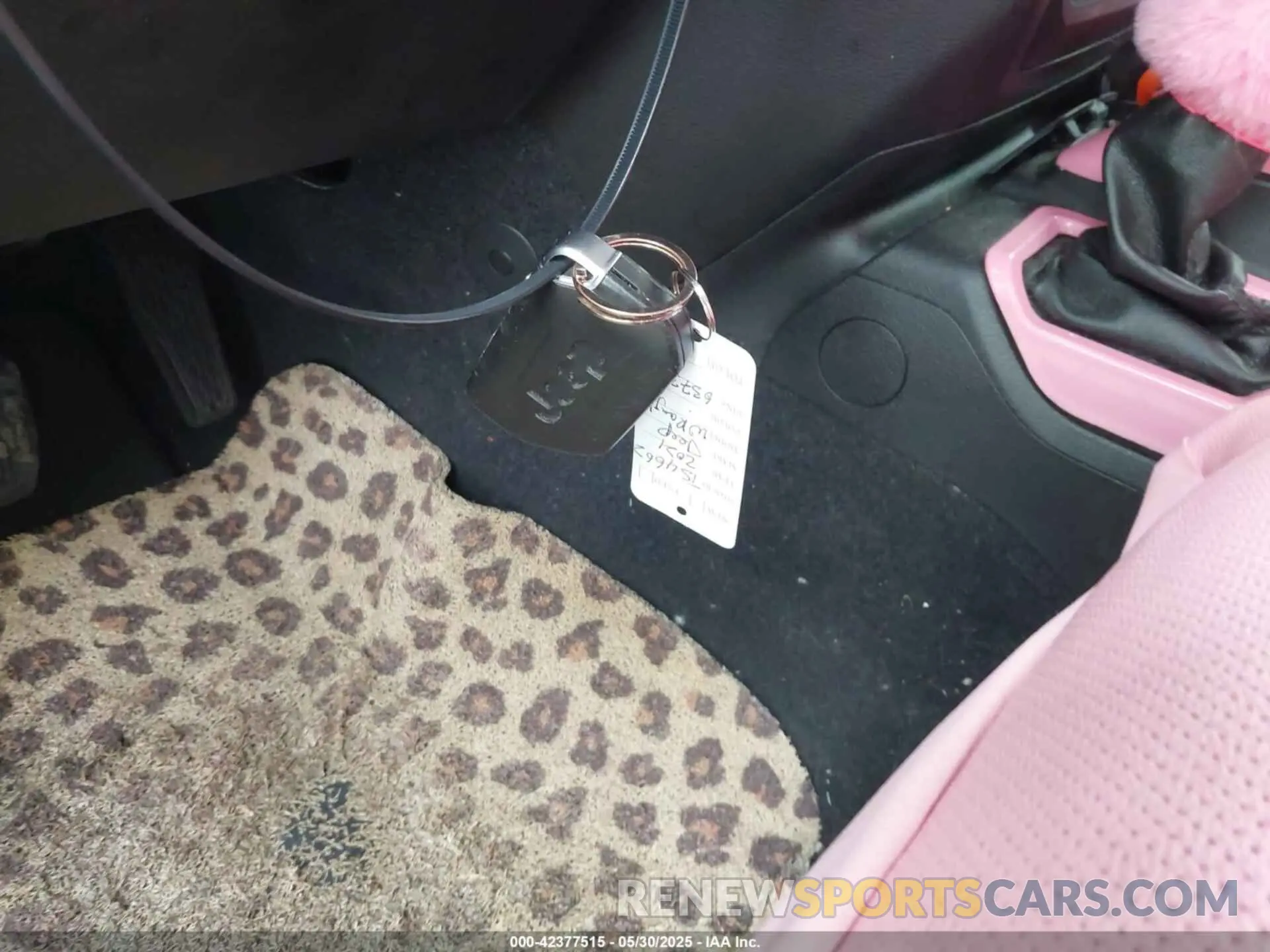 11 Photograph of a damaged car 1C4HJXDN8MW637302 JEEP WRANGLER UNLIMITED 2021