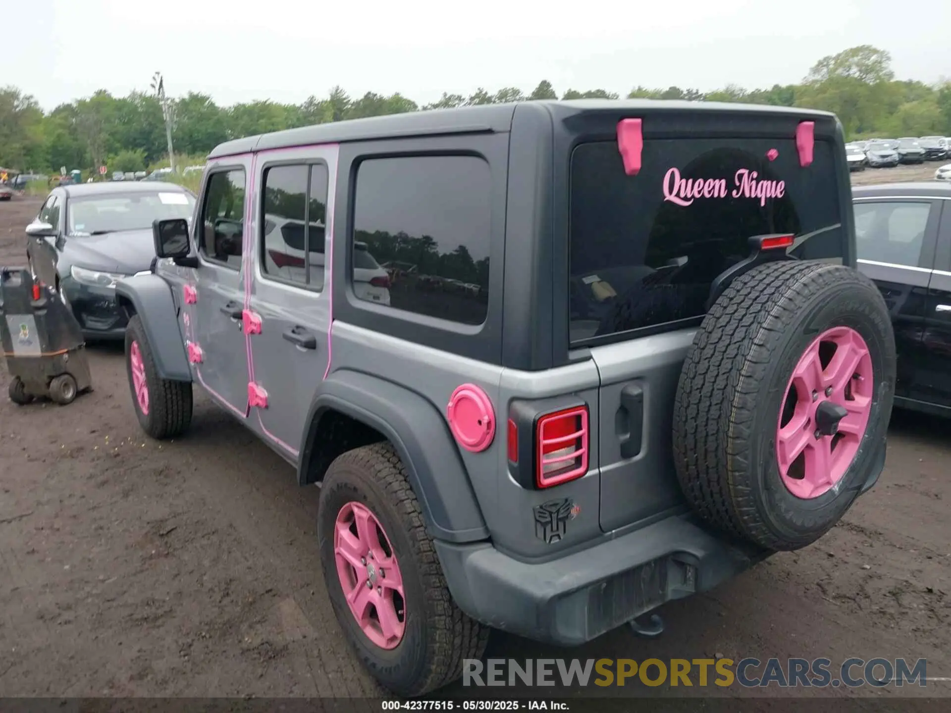 14 Photograph of a damaged car 1C4HJXDN8MW637302 JEEP WRANGLER UNLIMITED 2021
