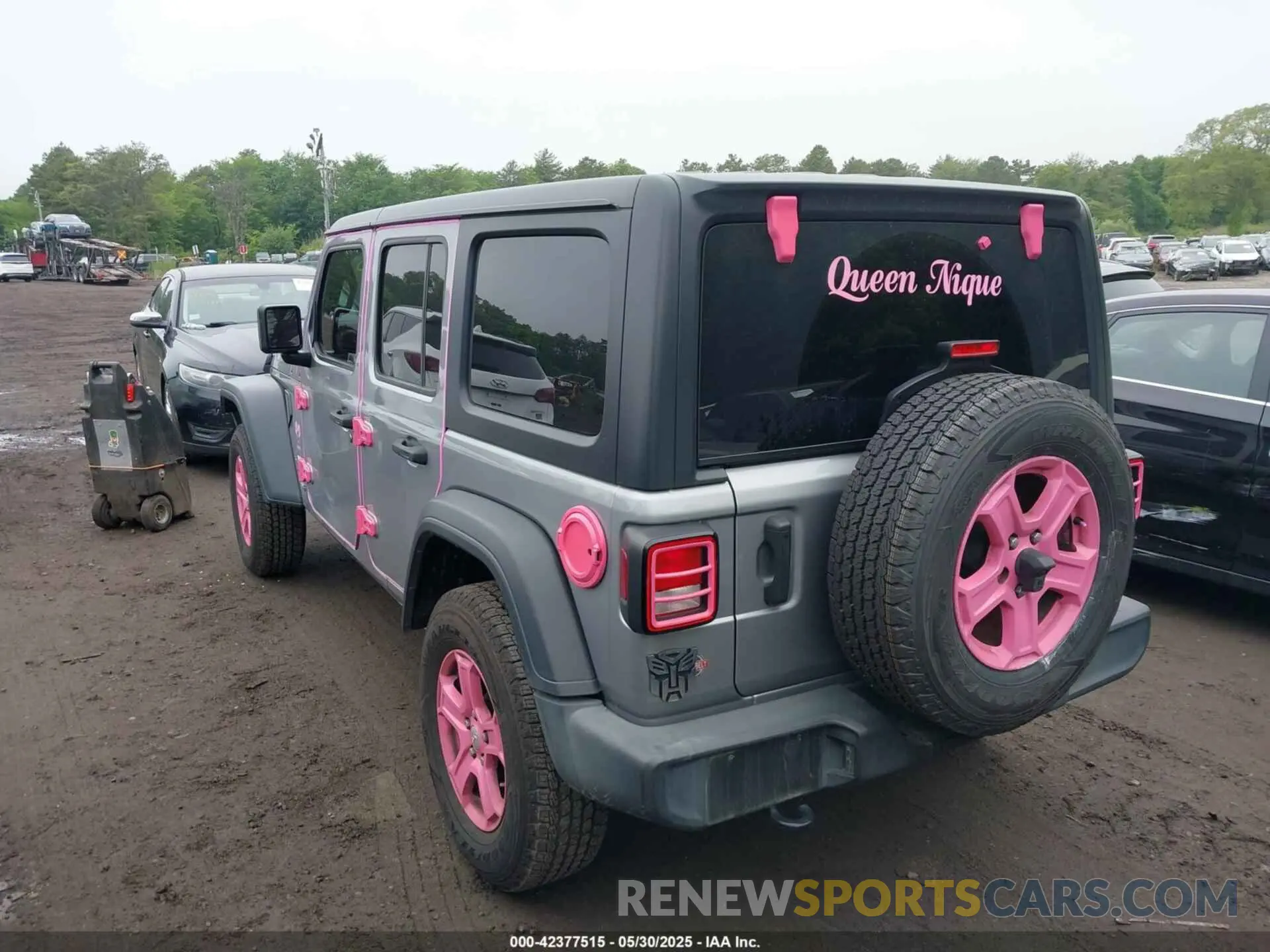 3 Photograph of a damaged car 1C4HJXDN8MW637302 JEEP WRANGLER UNLIMITED 2021