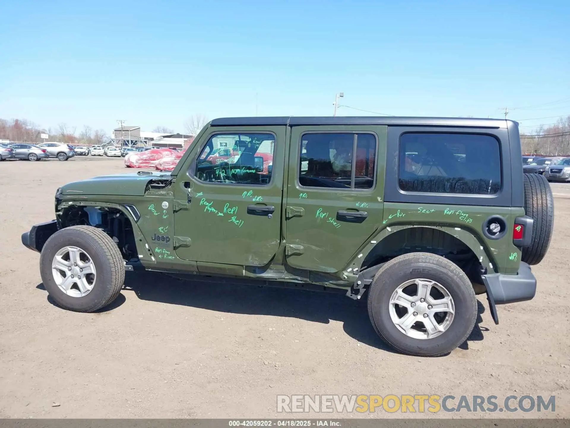 17 Photograph of a damaged car 1C4HJXDN8MW701628 JEEP WRANGLER UNLIMITED 2021