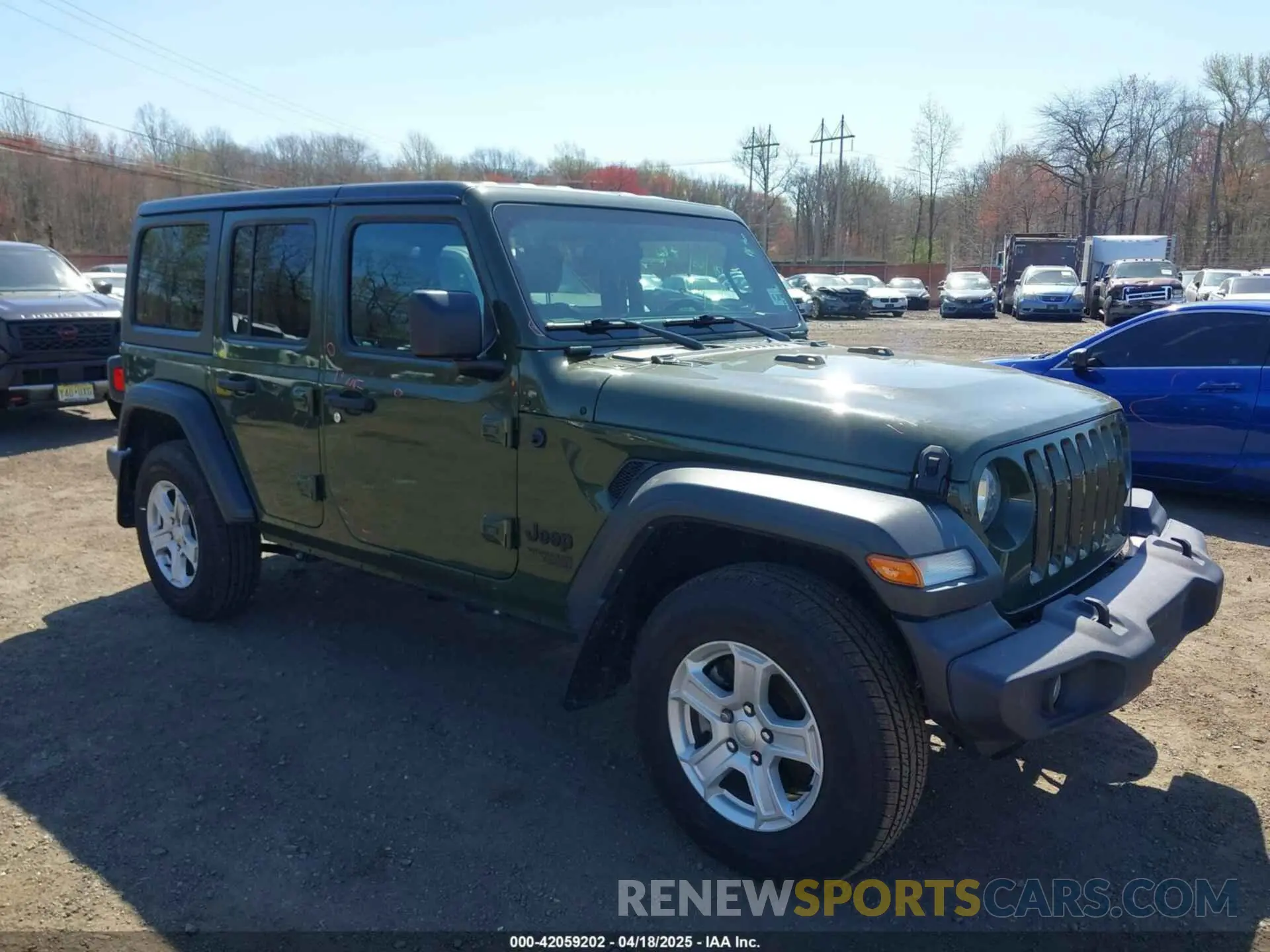 18 Photograph of a damaged car 1C4HJXDN8MW701628 JEEP WRANGLER UNLIMITED 2021