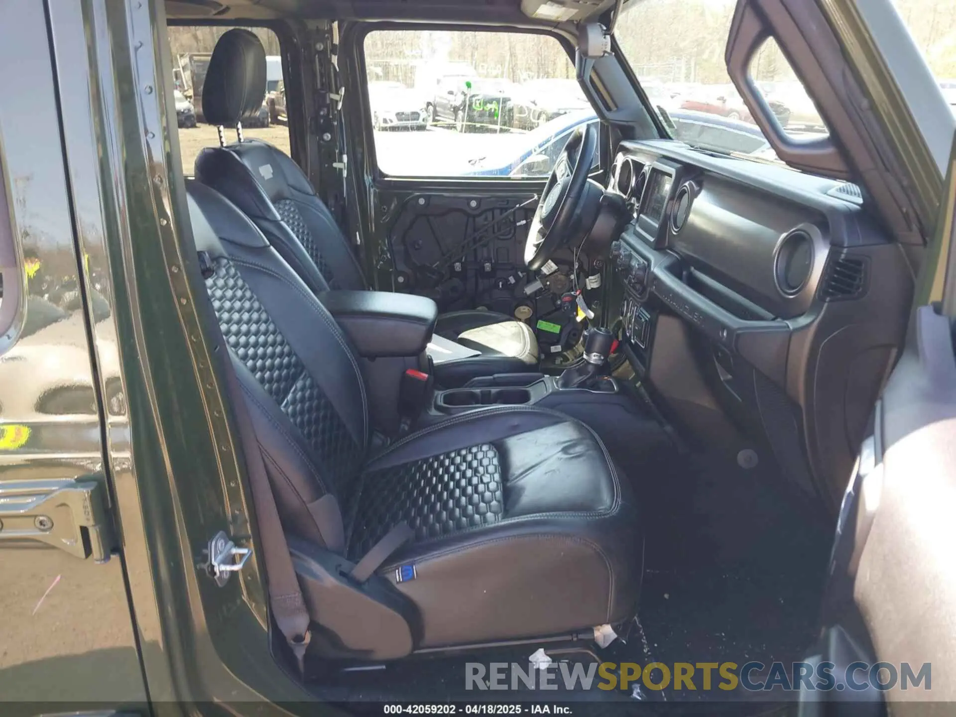5 Photograph of a damaged car 1C4HJXDN8MW701628 JEEP WRANGLER UNLIMITED 2021