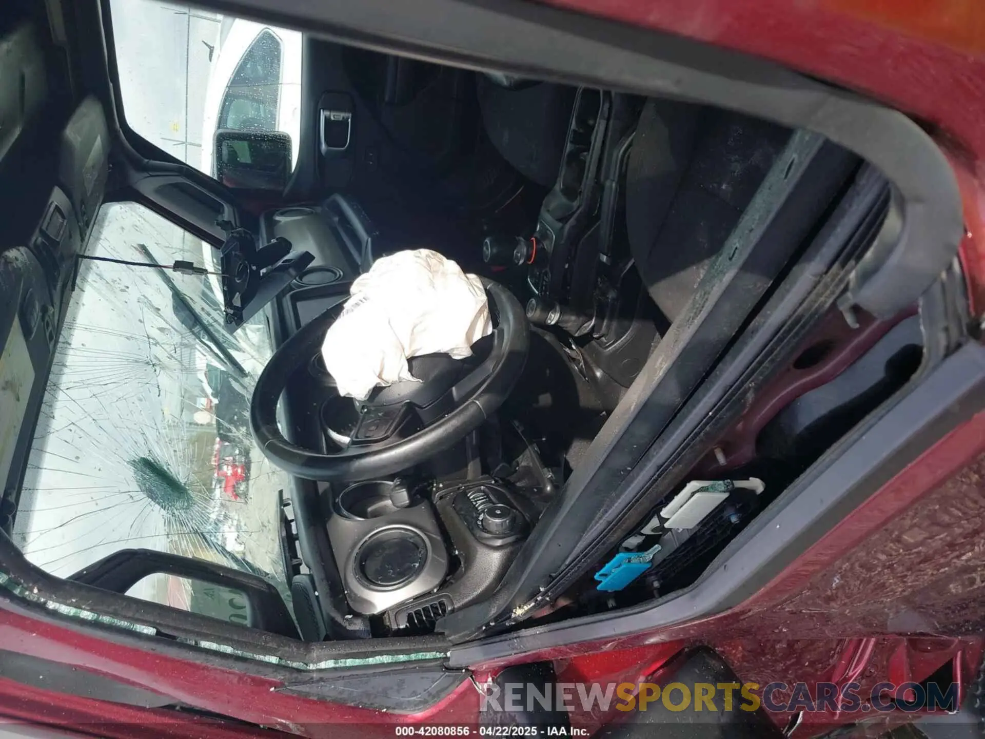 19 Photograph of a damaged car 1C4HJXDN8MW714976 JEEP WRANGLER UNLIMITED 2021