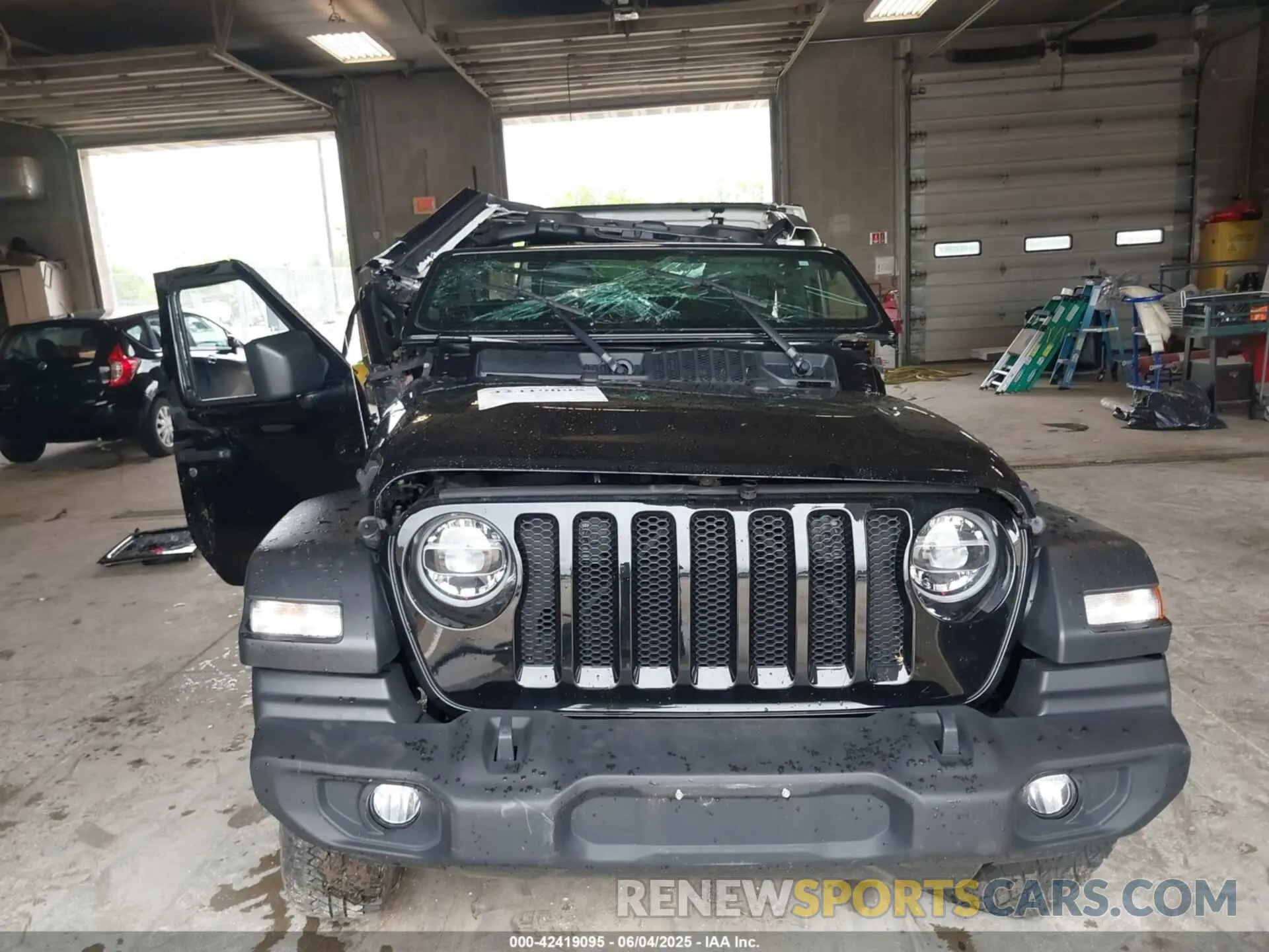 13 Photograph of a damaged car 1C4HJXDN8MW740087 JEEP WRANGLER UNLIMITED 2021