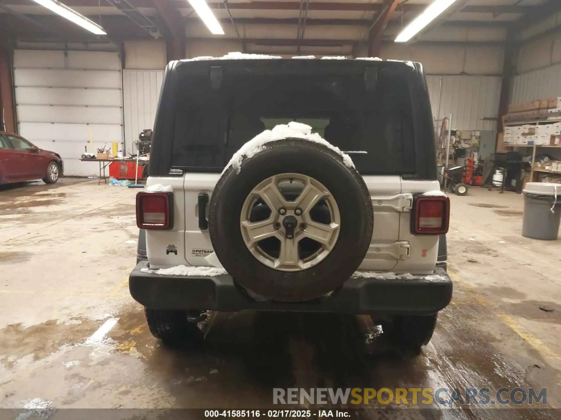 16 Photograph of a damaged car 1C4HJXDN8MW813202 JEEP WRANGLER UNLIMITED 2021