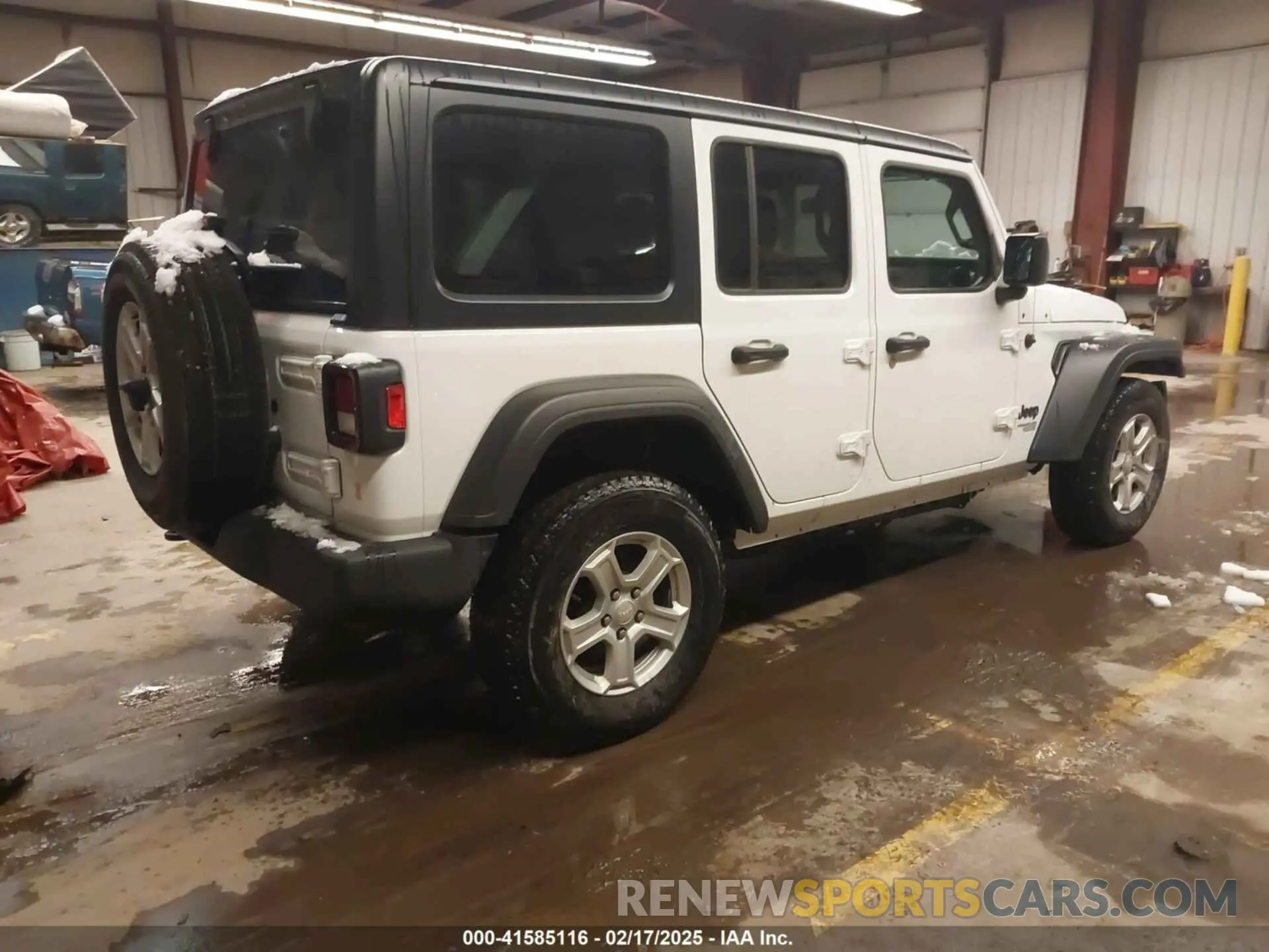 4 Photograph of a damaged car 1C4HJXDN8MW813202 JEEP WRANGLER UNLIMITED 2021