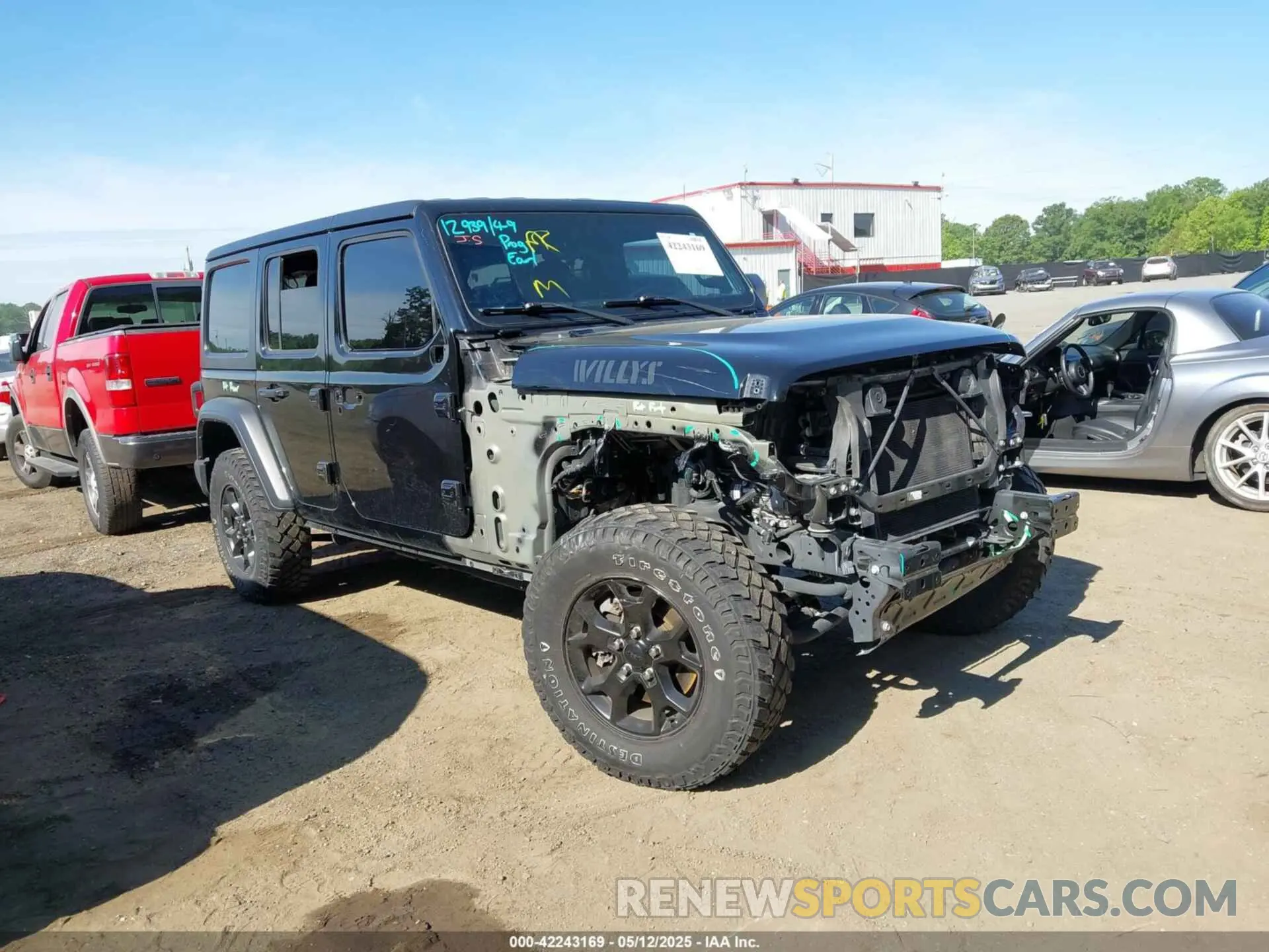 1 Photograph of a damaged car 1C4HJXDNXMW646194 JEEP WRANGLER UNLIMITED 2021
