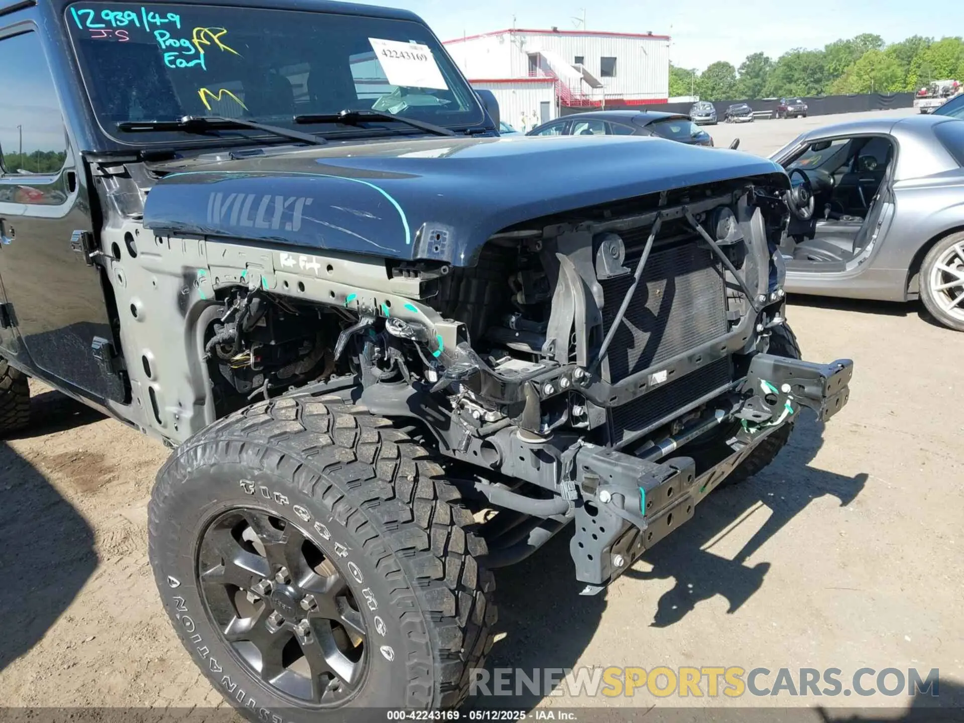 6 Photograph of a damaged car 1C4HJXDNXMW646194 JEEP WRANGLER UNLIMITED 2021