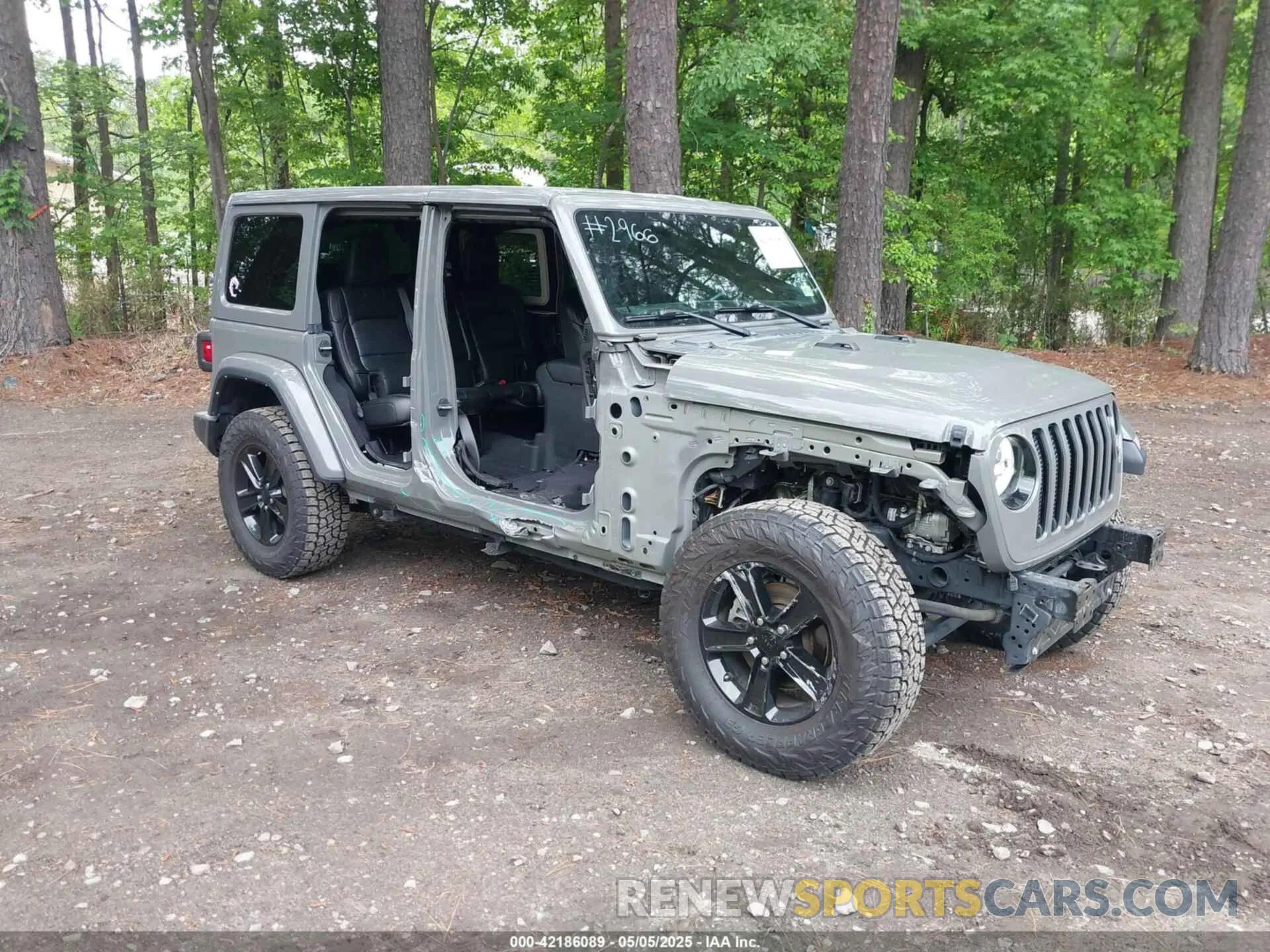 1 Photograph of a damaged car 1C4HJXEG0MW703812 JEEP WRANGLER UNLIMITED 2021