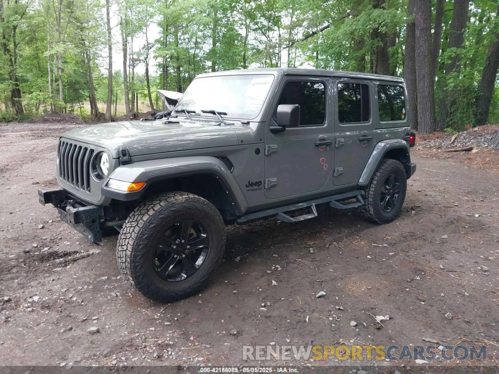 2 Photograph of a damaged car 1C4HJXEG0MW703812 JEEP WRANGLER UNLIMITED 2021