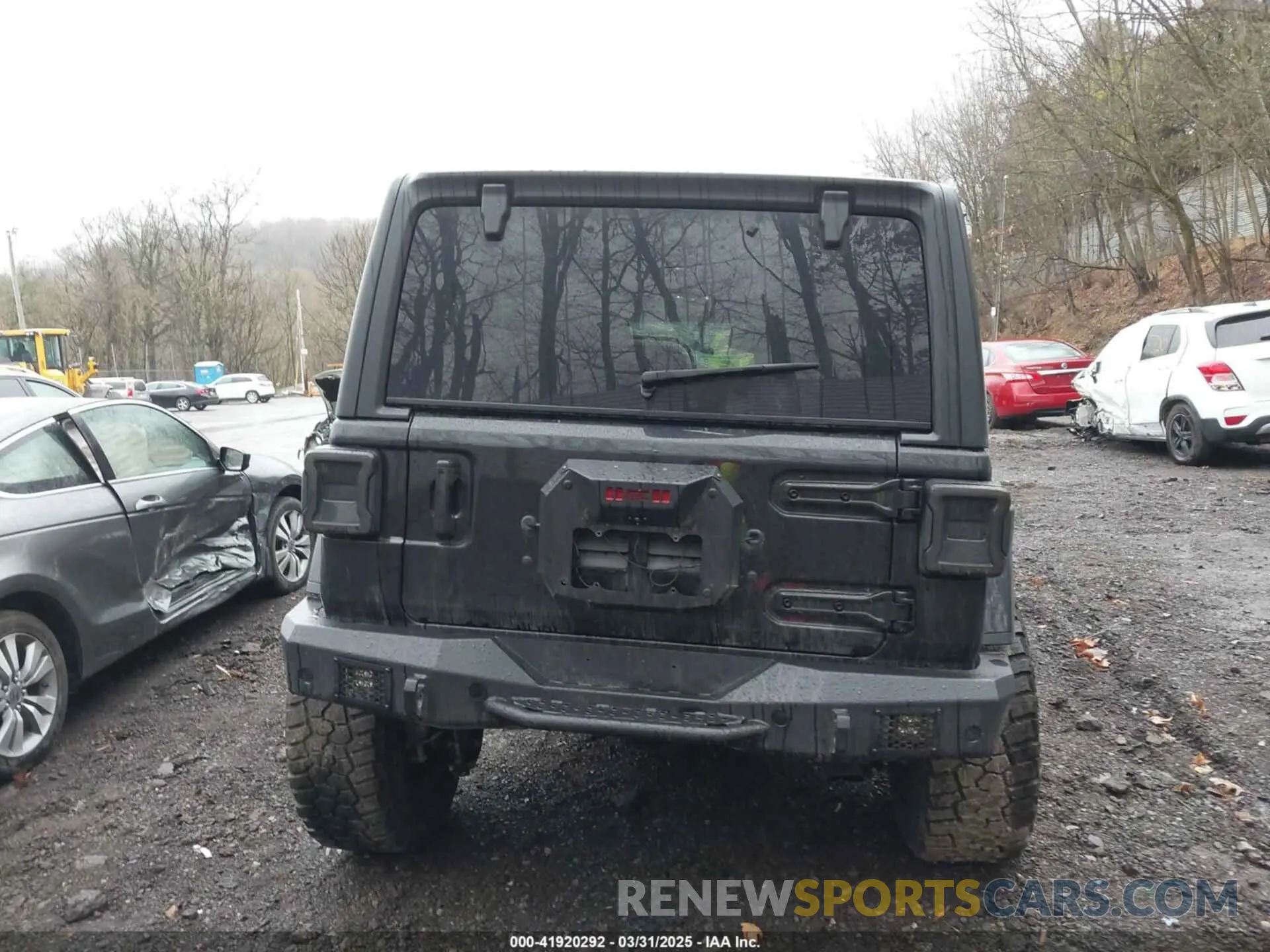 17 Photograph of a damaged car 1C4HJXEN0MW502118 JEEP WRANGLER UNLIMITED 2021
