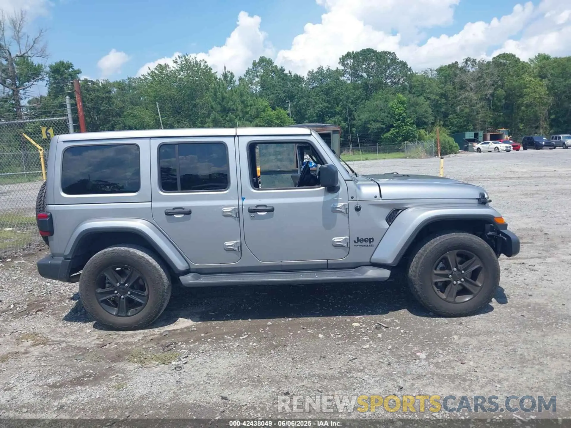 13 Photograph of a damaged car 1C4HJXEN3MW628845 JEEP WRANGLER UNLIMITED 2021