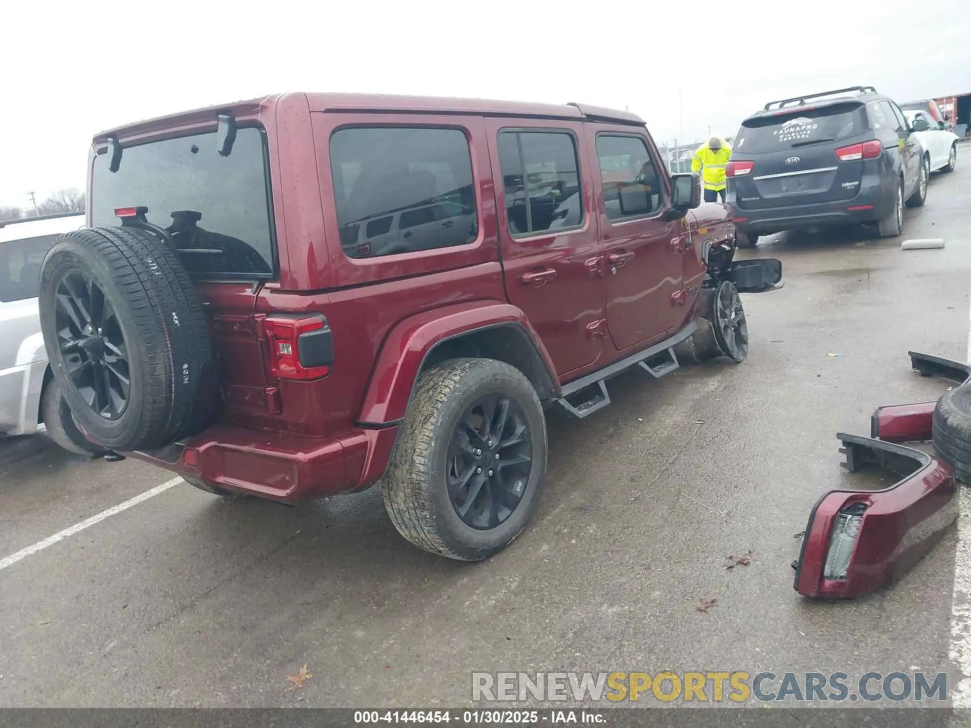 4 Photograph of a damaged car 1C4HJXEN5MW609102 JEEP WRANGLER UNLIMITED 2021