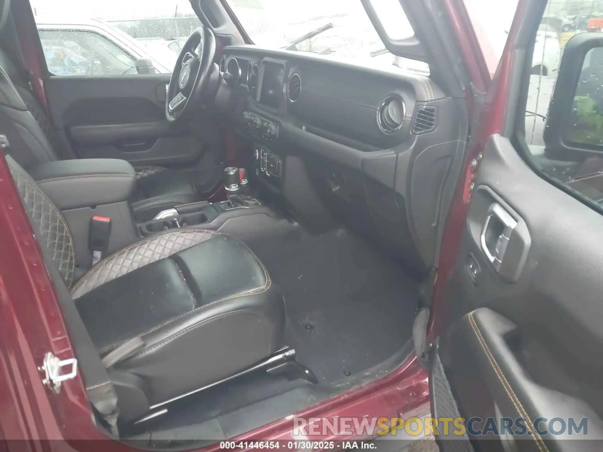 5 Photograph of a damaged car 1C4HJXEN5MW609102 JEEP WRANGLER UNLIMITED 2021