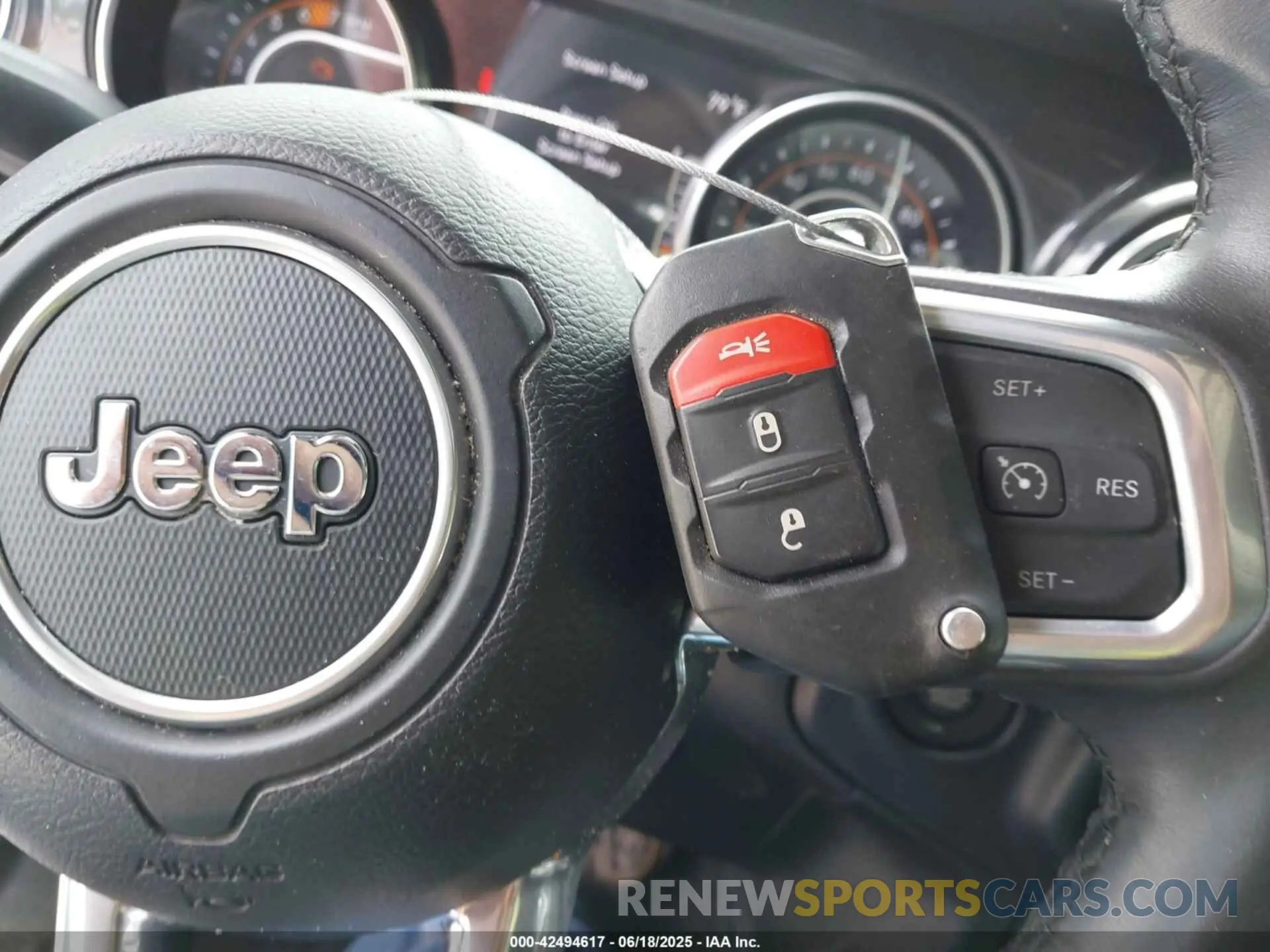 11 Photograph of a damaged car 1C4HJXEN6MW764662 JEEP WRANGLER UNLIMITED 2021