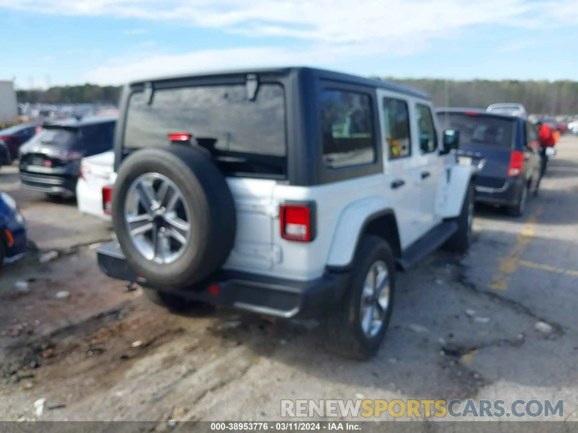 4 Photograph of a damaged car 1C4HJXEN7MW592920 JEEP WRANGLER UNLIMITED 2021