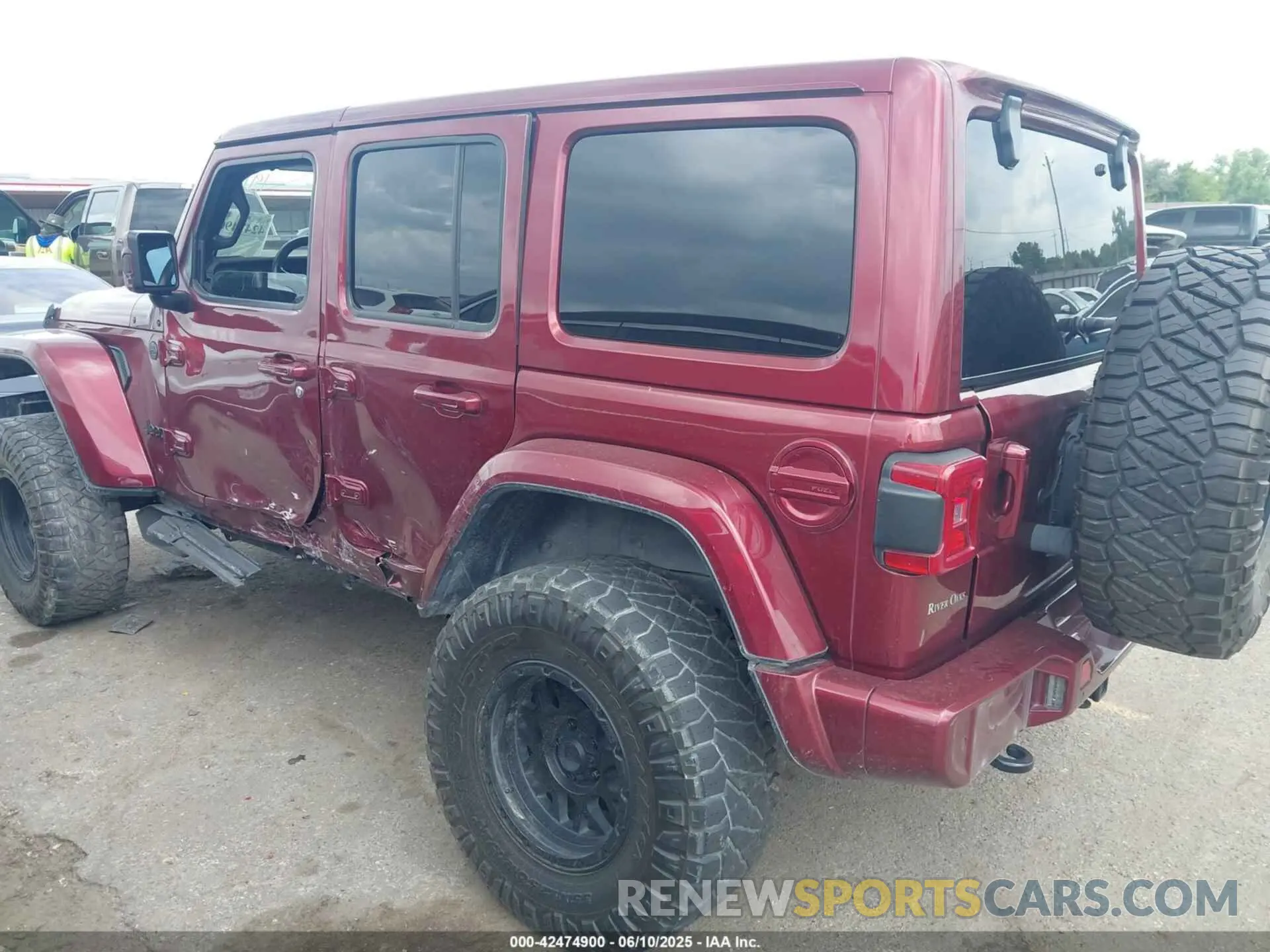 3 Photograph of a damaged car 1C4HJXENXMW604896 JEEP WRANGLER UNLIMITED 2021