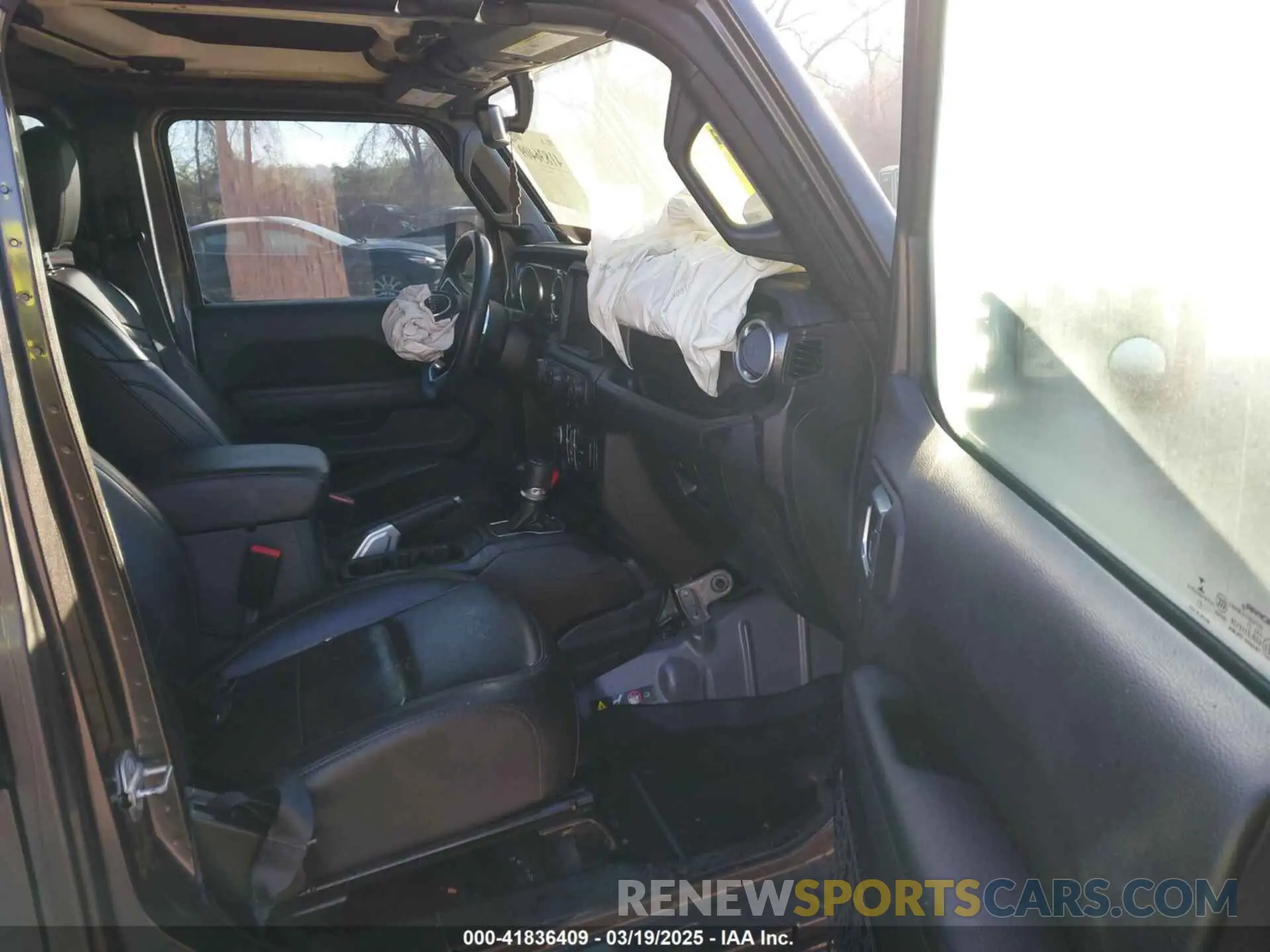 5 Photograph of a damaged car 1C4HJXENXMW681445 JEEP WRANGLER UNLIMITED 2021
