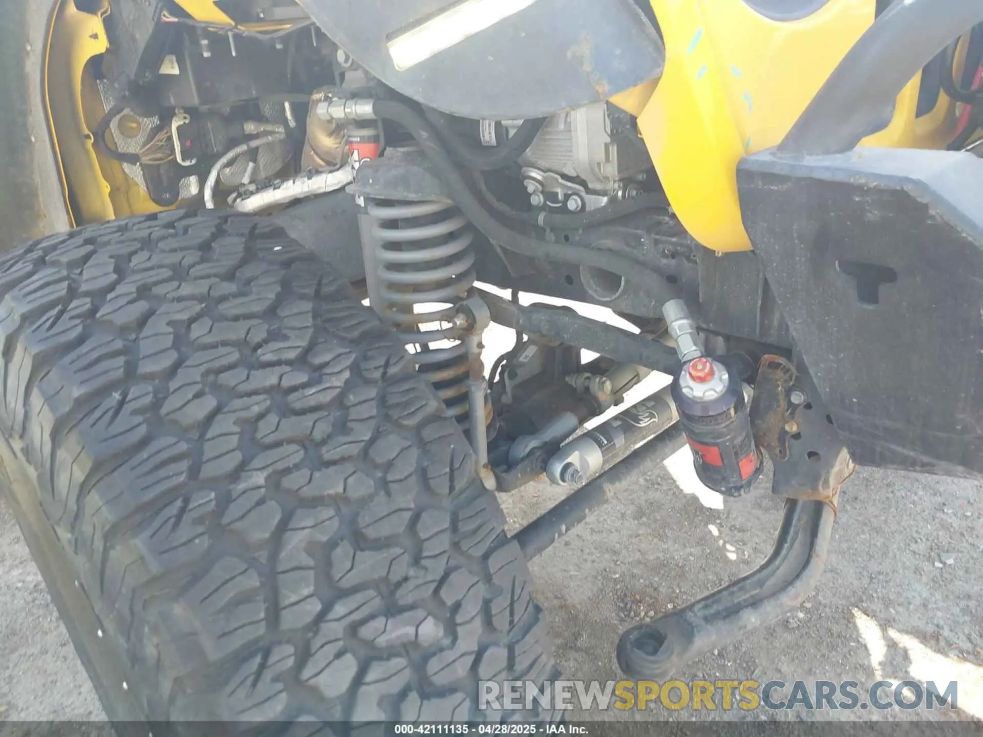21 Photograph of a damaged car 1C4HJXFG2MW558738 JEEP WRANGLER UNLIMITED 2021