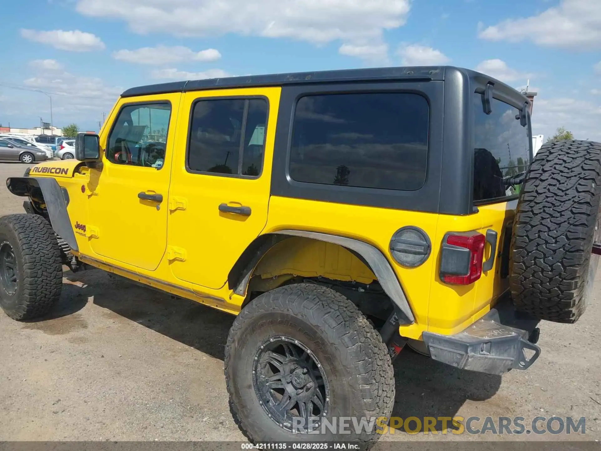 3 Photograph of a damaged car 1C4HJXFG2MW558738 JEEP WRANGLER UNLIMITED 2021