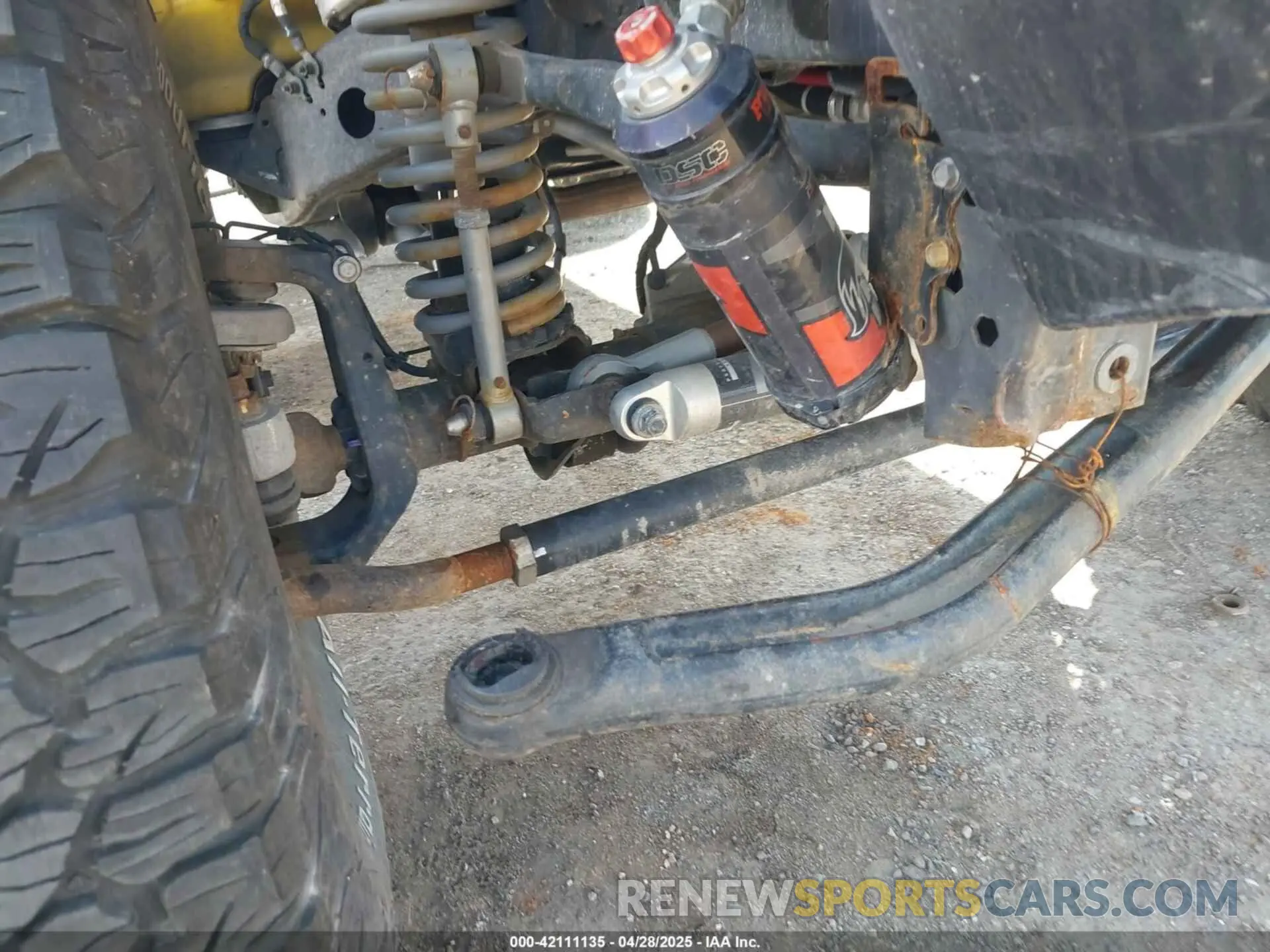 6 Photograph of a damaged car 1C4HJXFG2MW558738 JEEP WRANGLER UNLIMITED 2021