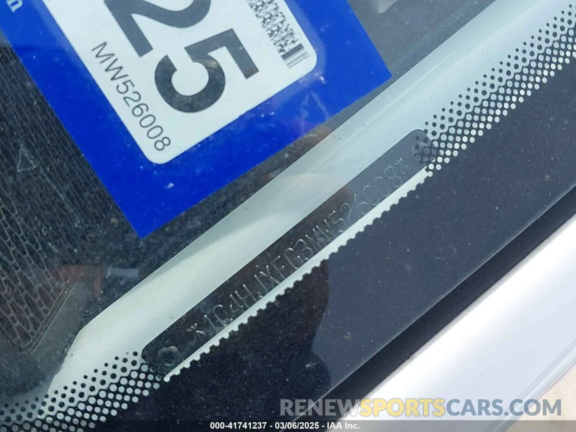 17 Photograph of a damaged car 1C4HJXFG3MW526008 JEEP WRANGLER UNLIMITED 2021