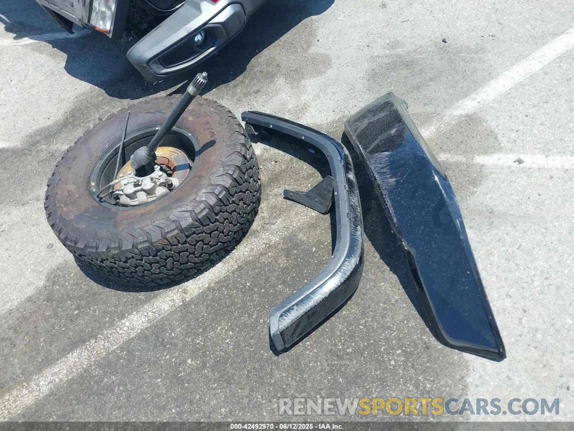 11 Photograph of a damaged car 1C4HJXFG9MW649103 JEEP WRANGLER UNLIMITED 2021