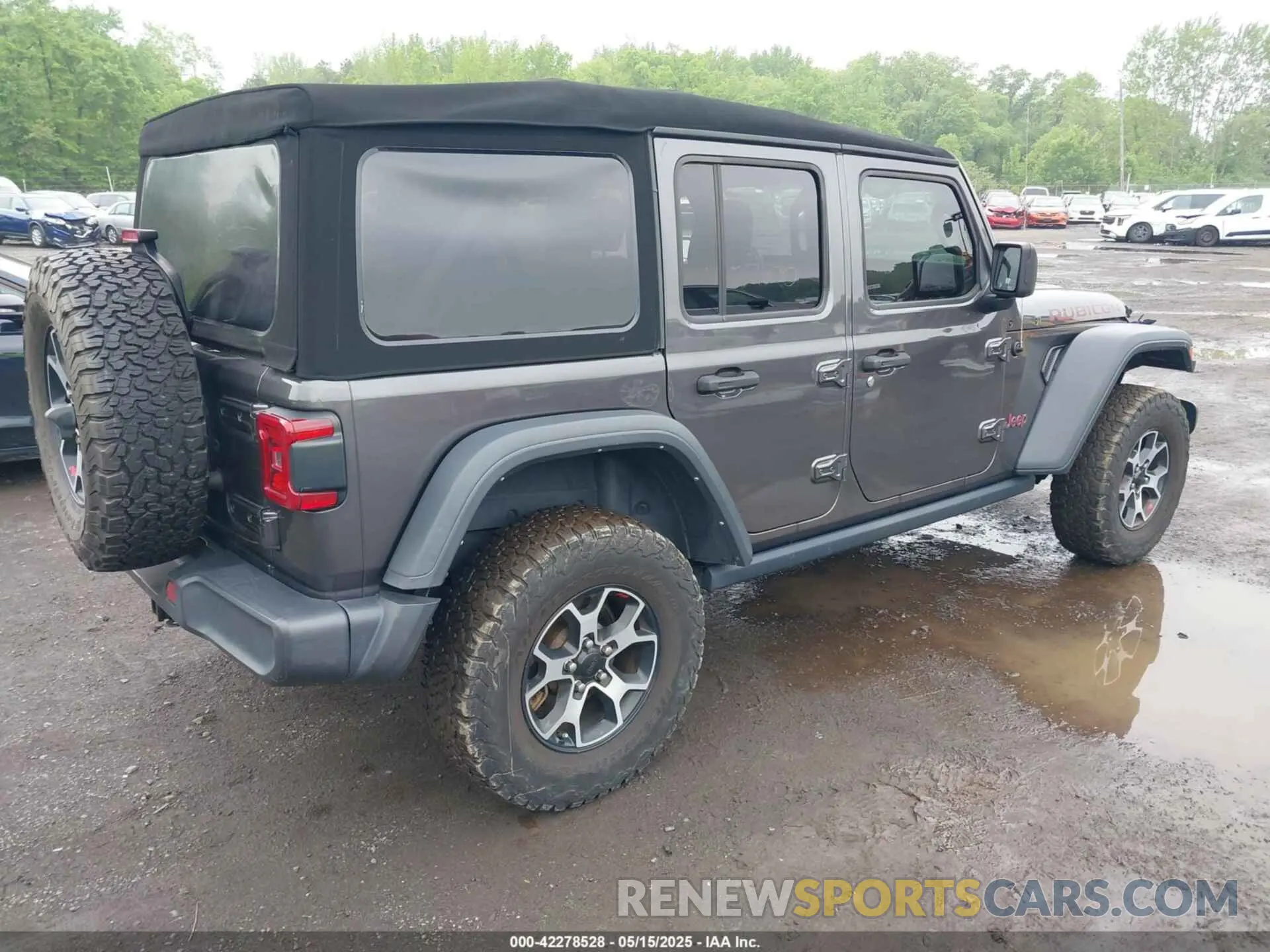 4 Photograph of a damaged car 1C4HJXFG9MW771606 JEEP WRANGLER UNLIMITED 2021