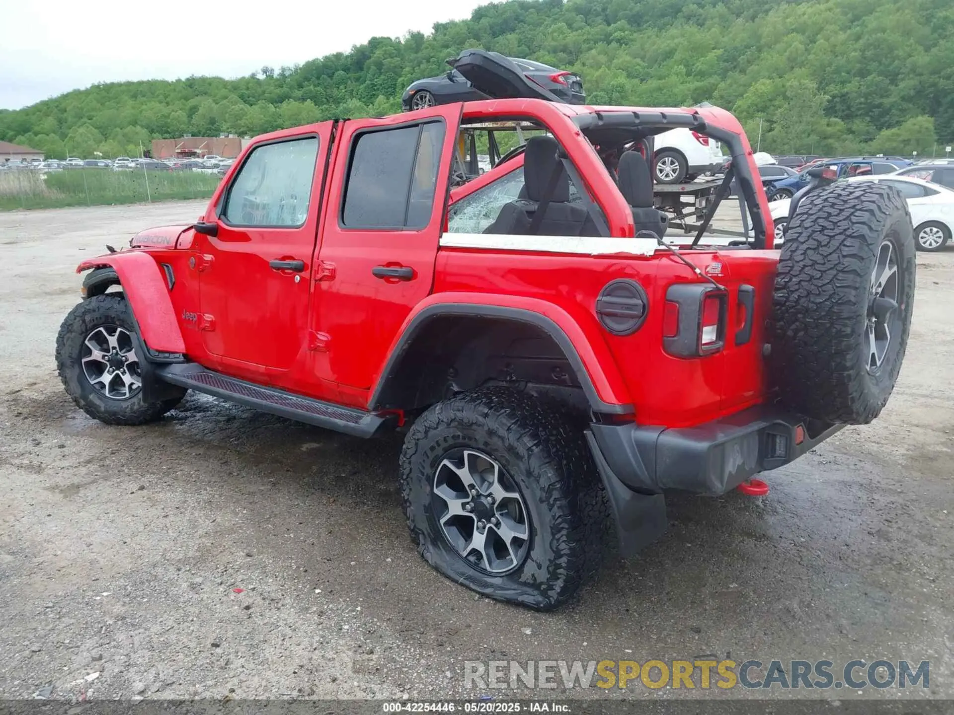 3 Photograph of a damaged car 1C4HJXFGXMW688248 JEEP WRANGLER UNLIMITED 2021