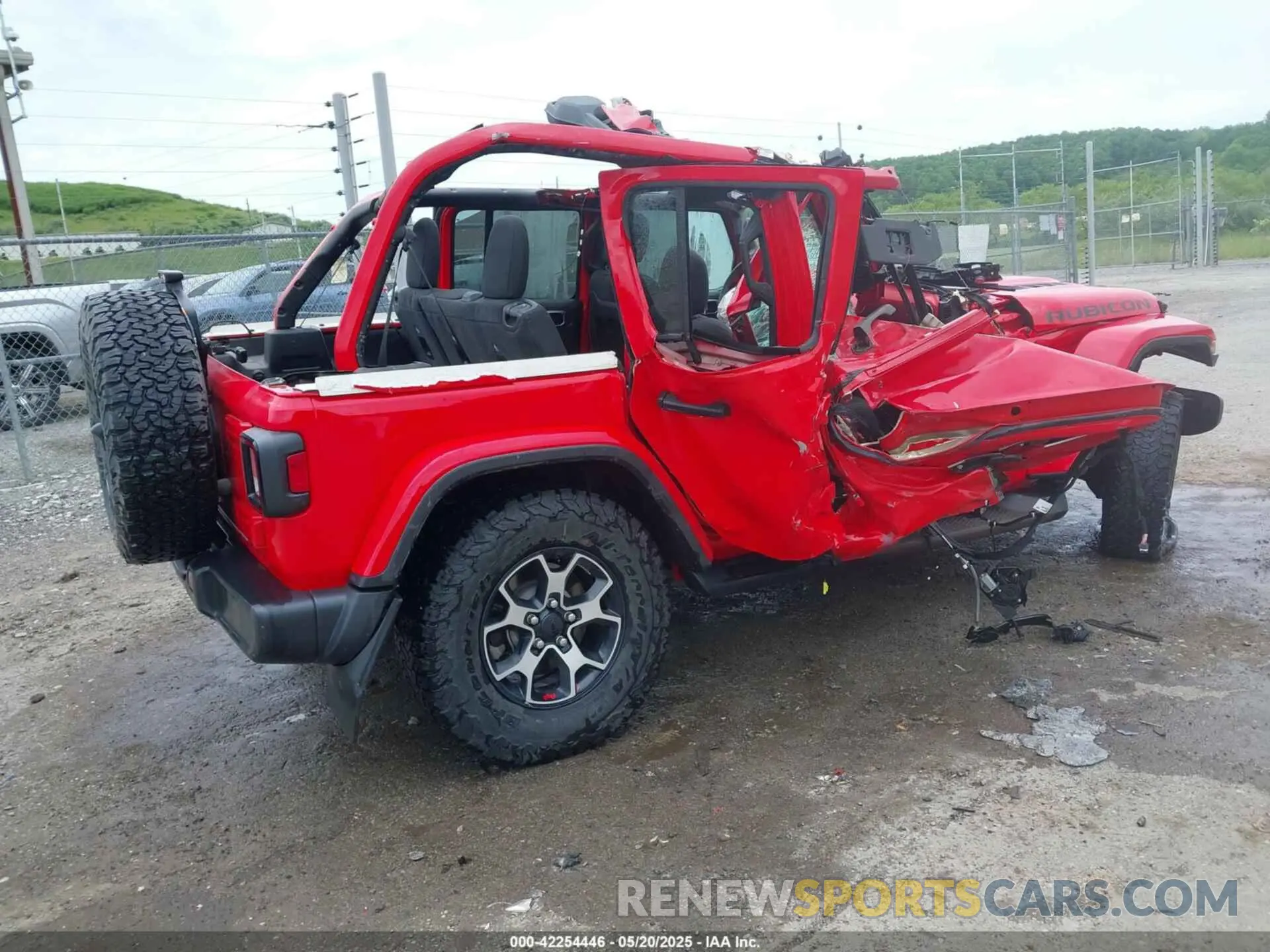 4 Photograph of a damaged car 1C4HJXFGXMW688248 JEEP WRANGLER UNLIMITED 2021
