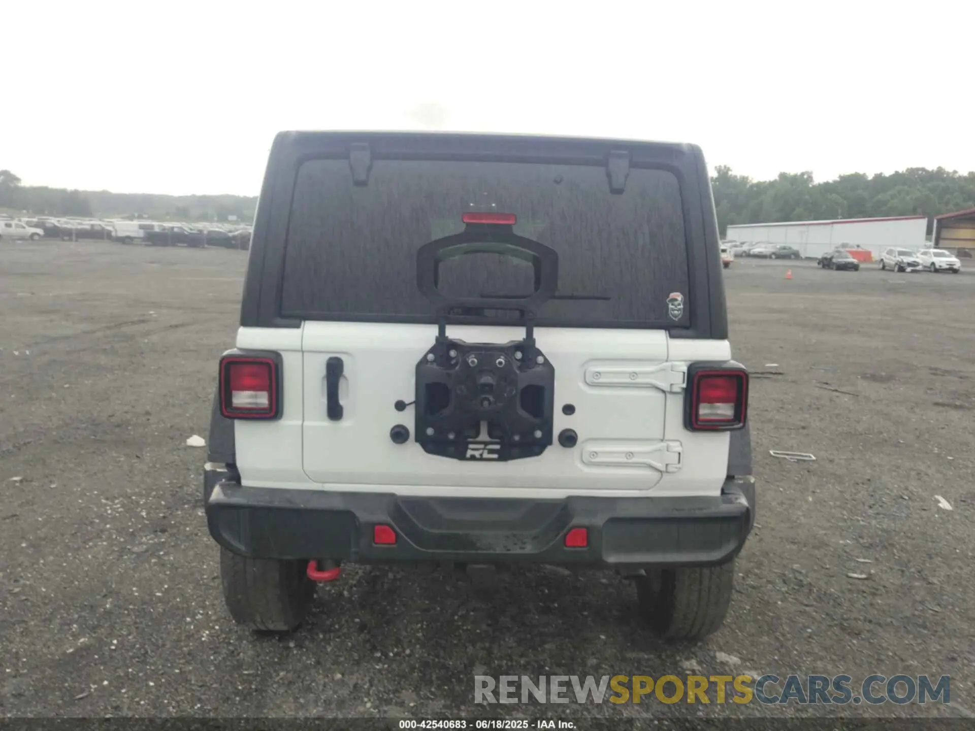 16 Photograph of a damaged car 1C4HJXFN1MW796739 JEEP WRANGLER UNLIMITED 2021
