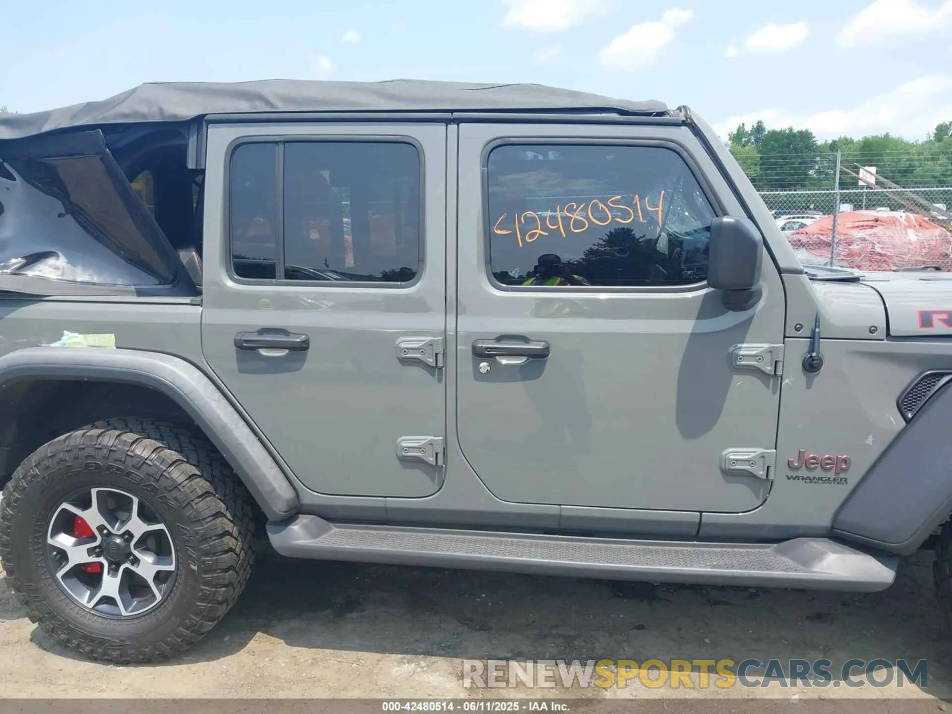 13 Photograph of a damaged car 1C4HJXFN3MW816375 JEEP WRANGLER UNLIMITED 2021